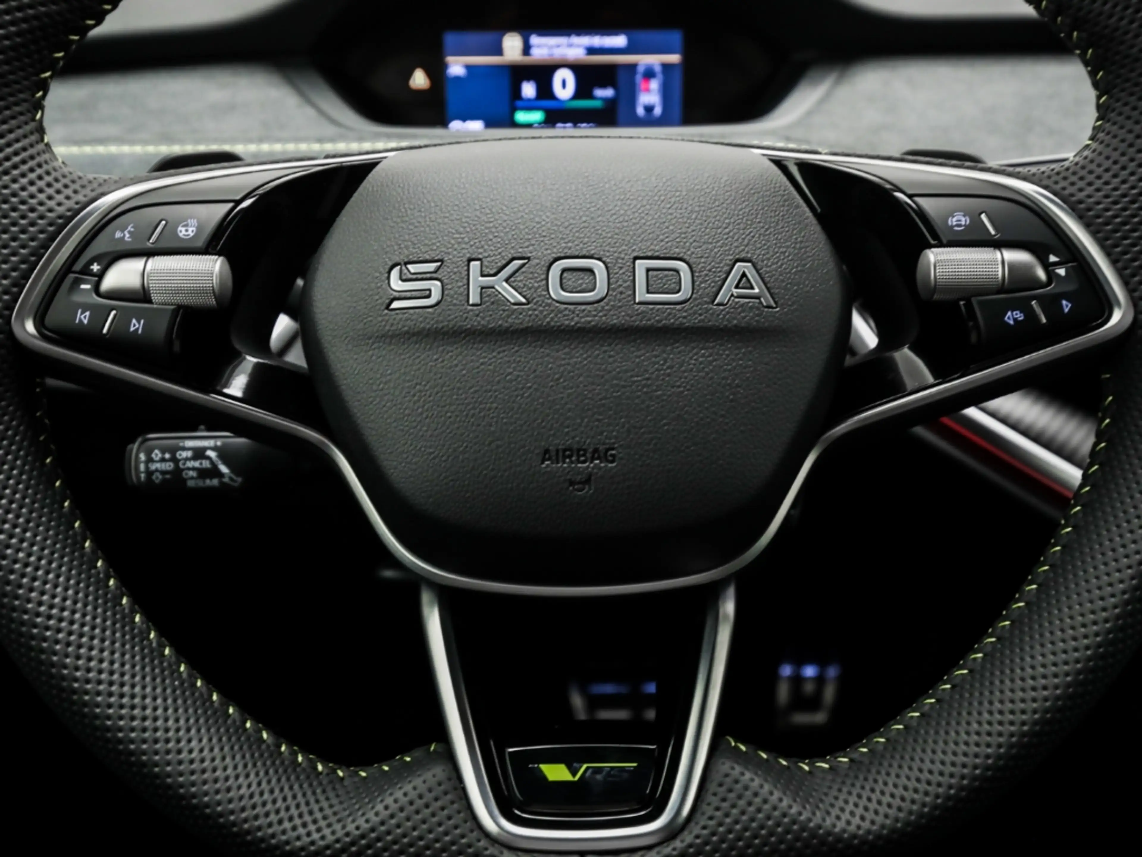Skoda Elroq RS Lounge AHK Navi Kamera Wärmepumpe Maxx — photo 8