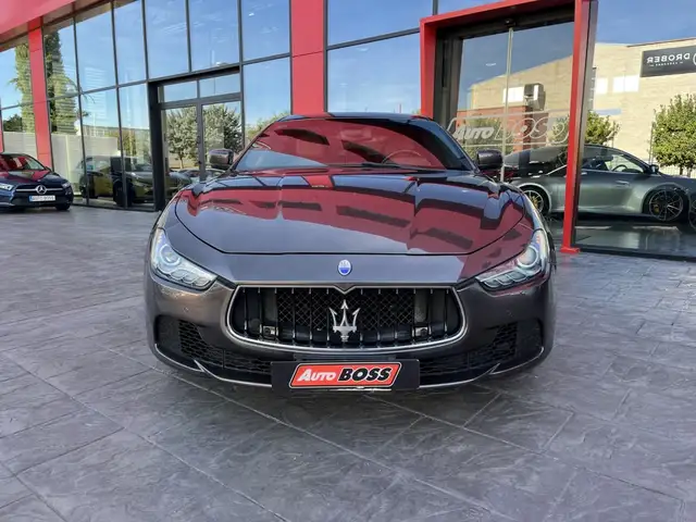 Maserati Ghibli view 3