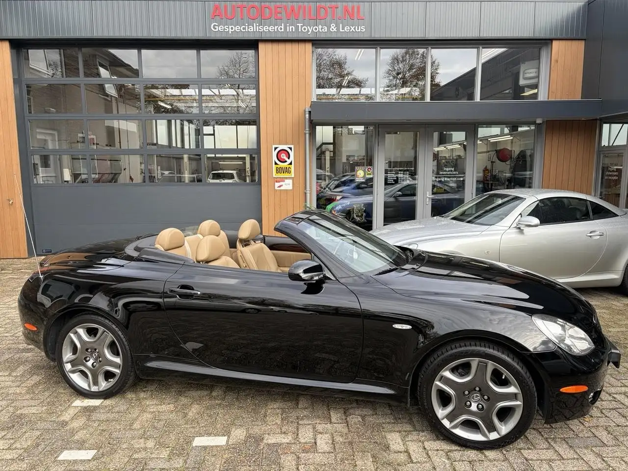 Lexus SC 430