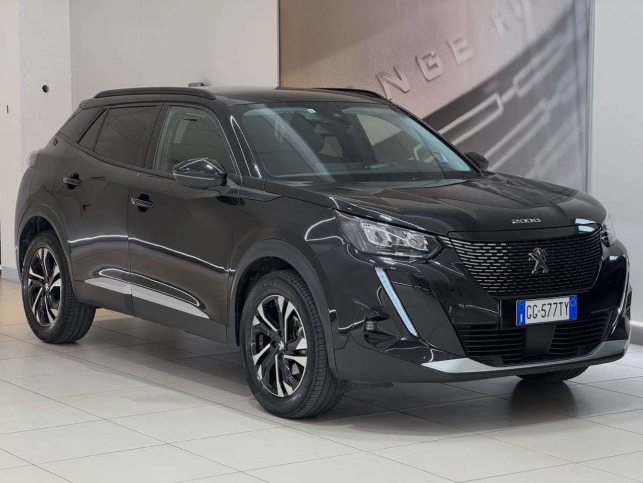 Peugeot 2008 2008 PureTech 130 S&S EAT8 GT