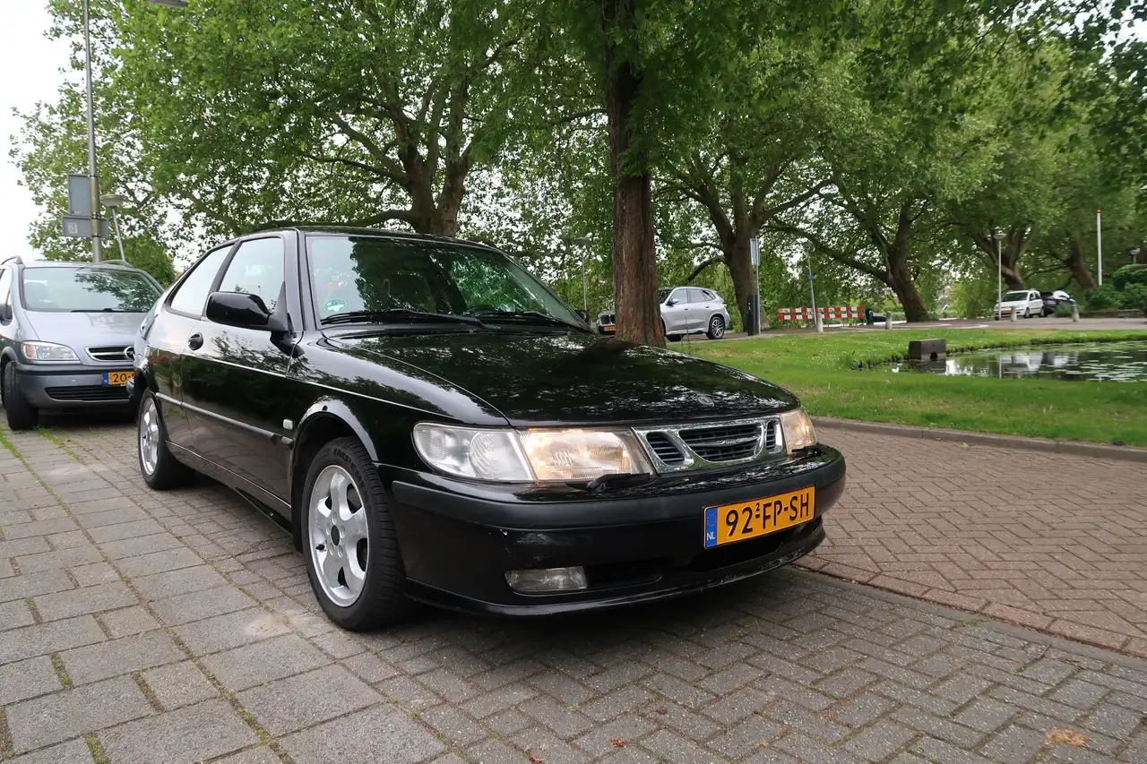 Saab 9-3 2.0t SE, foto 2