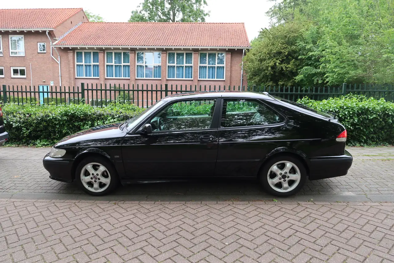 Saab 9-3 2.0t SE, foto 3