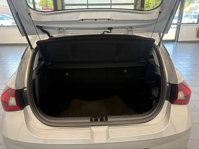 Hyundai I20 view 6