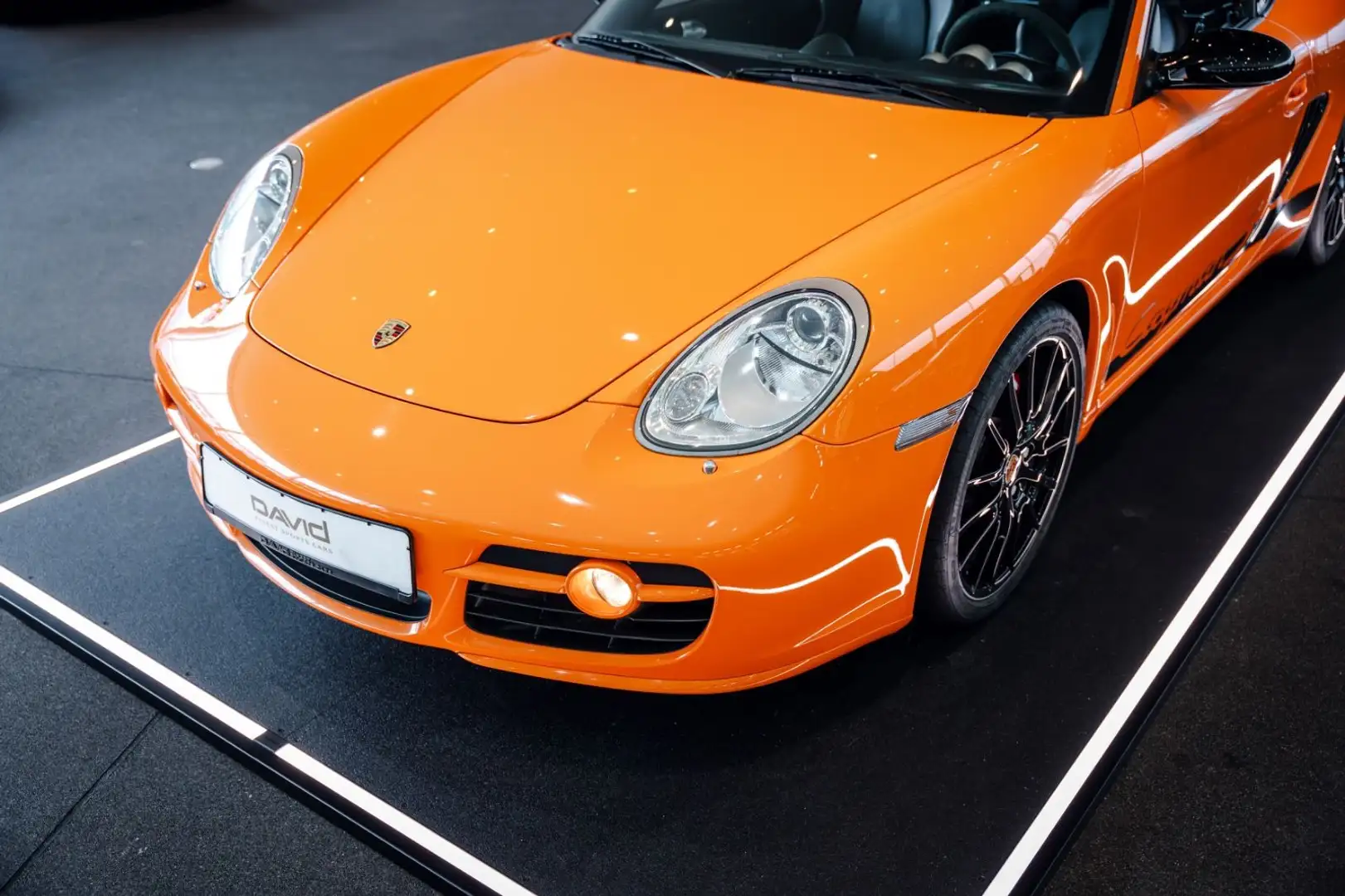 Porsche Cayman S Limited Edition Sport *000/700* Orange - 2