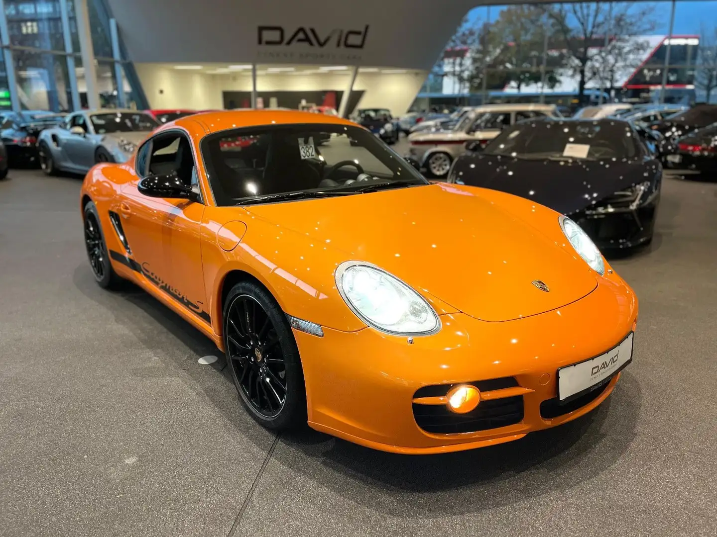 Porsche Cayman S Limited Edition Sport *000/700* Orange - 2