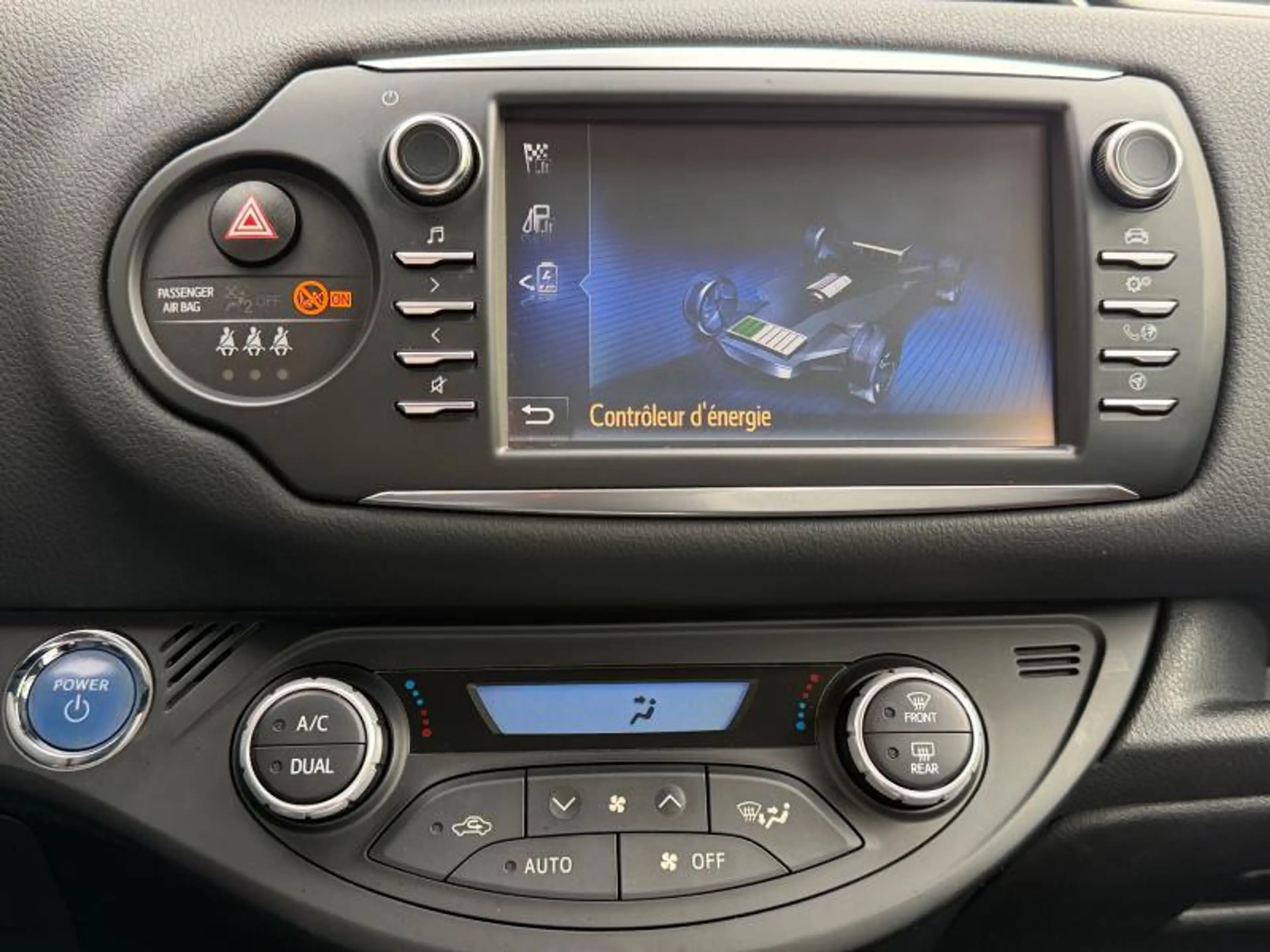 Toyota Yaris Y20 — photo 18