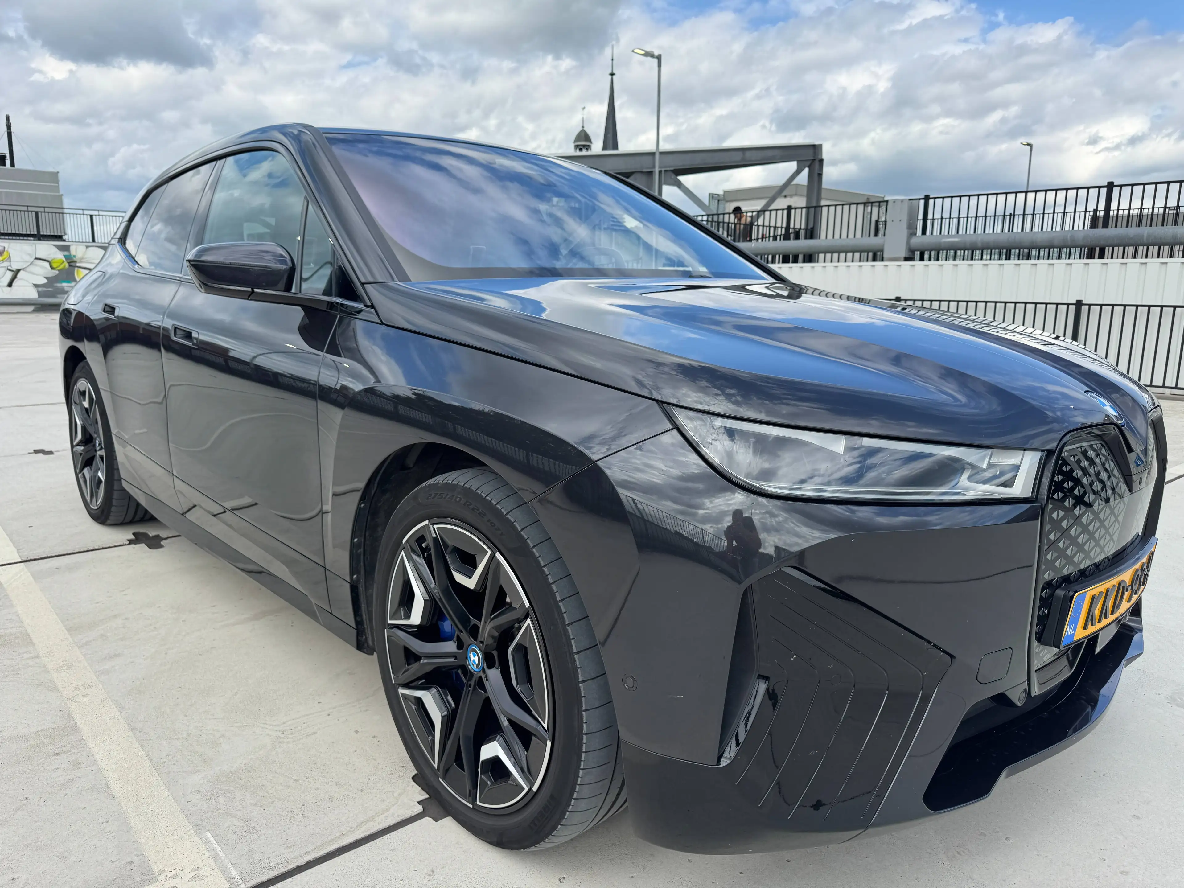 BMW iX xDrive50 Executive — photo 3