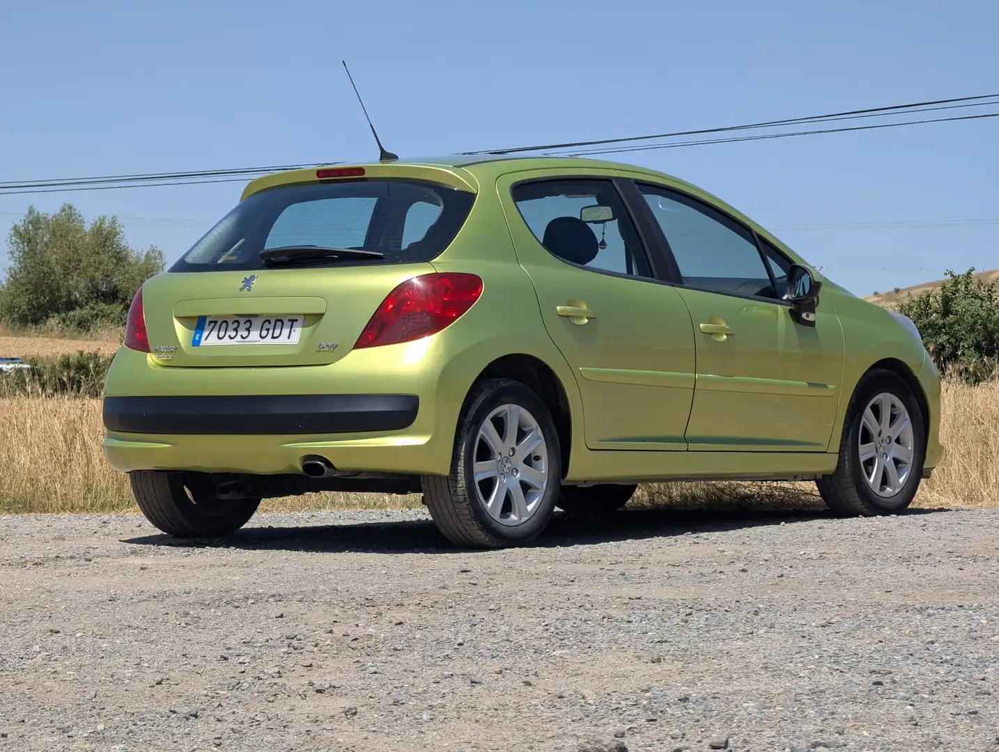 Peugeot 207 207 1.6 HDI Premium Premium Verde - 2