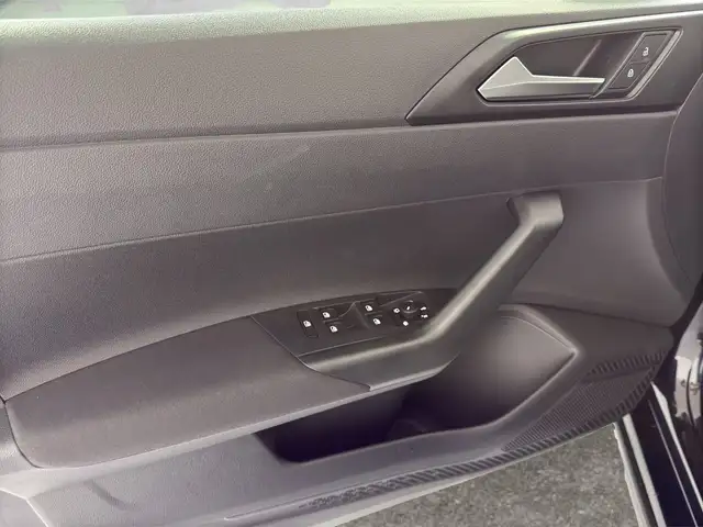 Volkswagen Taigo view 14