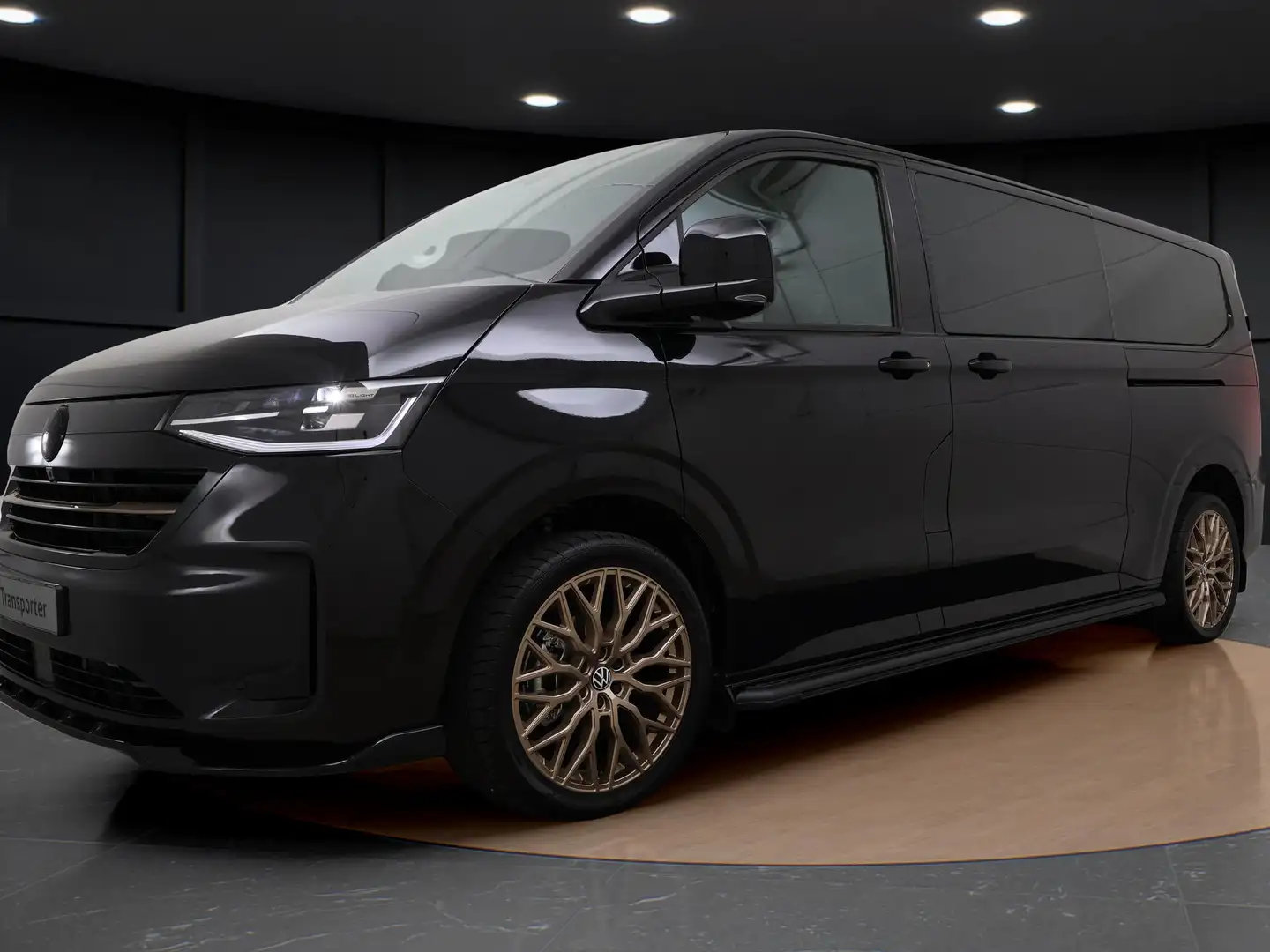 Volkswagen Transporter 2.0 TDI Dubbele cabine L2H1 30 Bulli LEDER / ZWART Zwart - 1