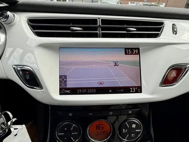 Citroen DS3 view 18