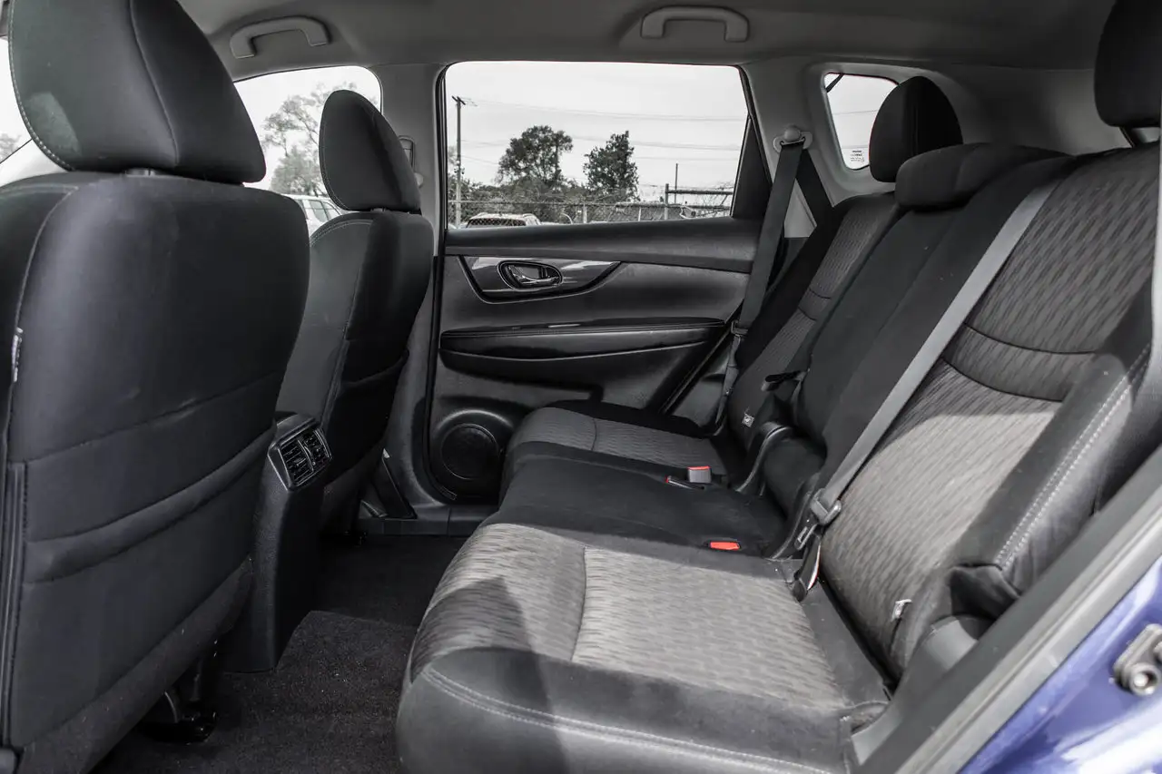 Nissan Rogue снимка Nissan Rogue