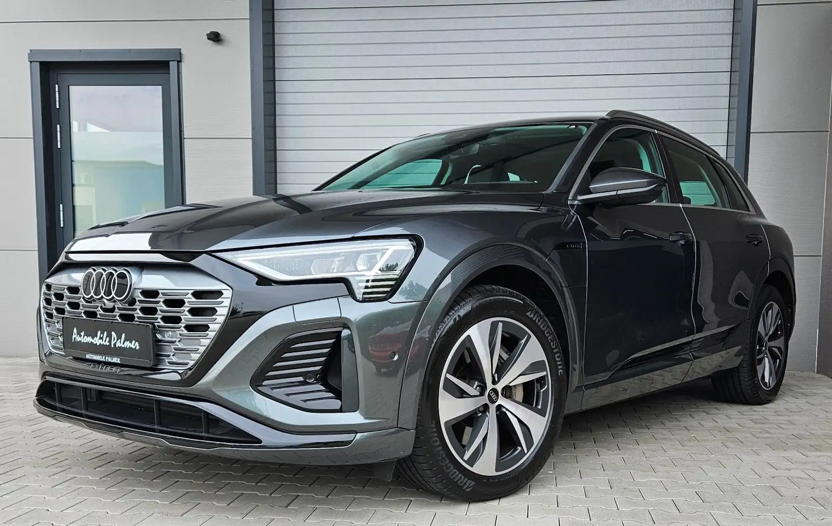 Audi Q8 e-tron 55 quattro S line BANG & OLUFSEN Gris - 1