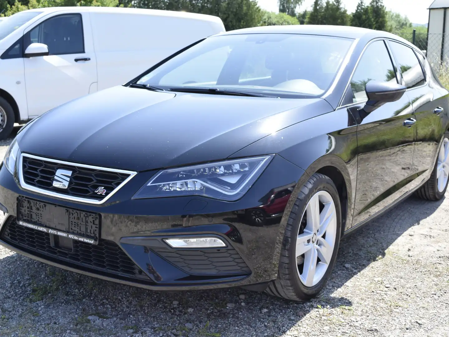 SEAT Leon FR/AUTOMATIK/ALCANTARA/TÜV+INSPEKTION NEU Schwarz - 2