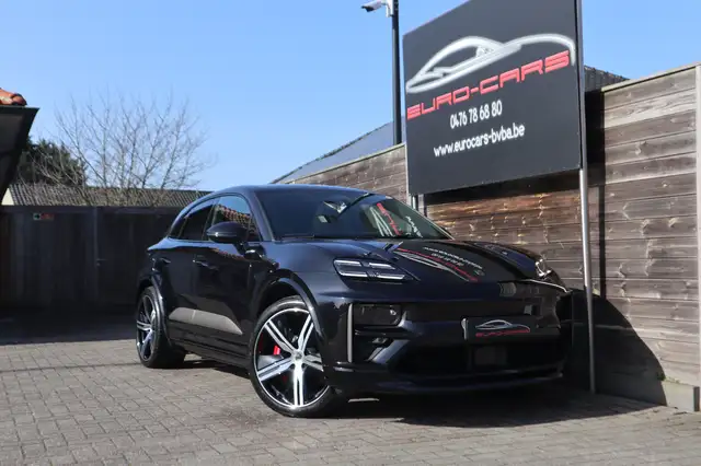 Porsche Macan Turbo/Headup/Pano/Luchtv/Matrix/Bose/Leder/Chrono