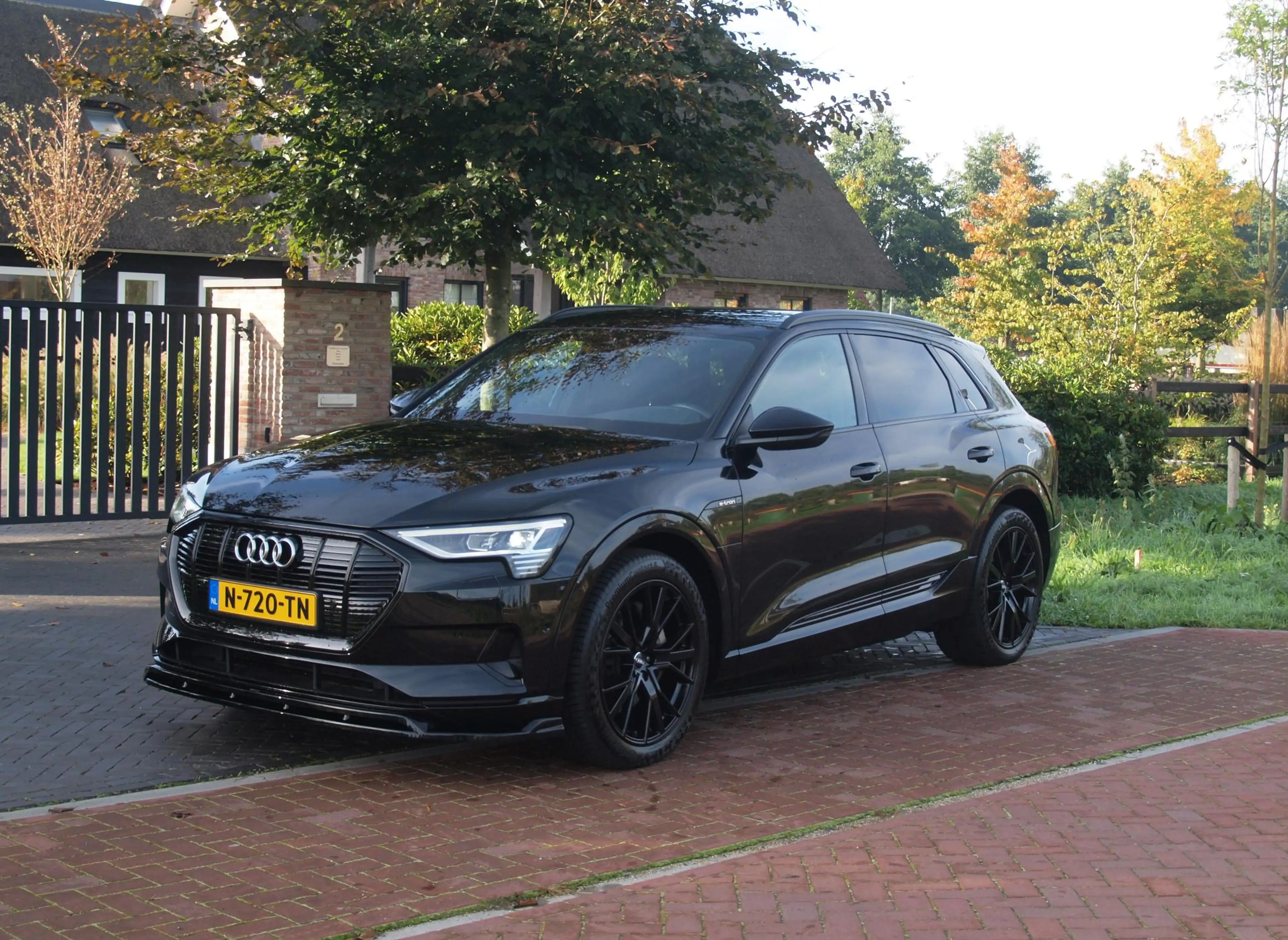 Audi e-tron 55 quattro Advanced edition Plus 95 kWh | SOH 93% — photo 6