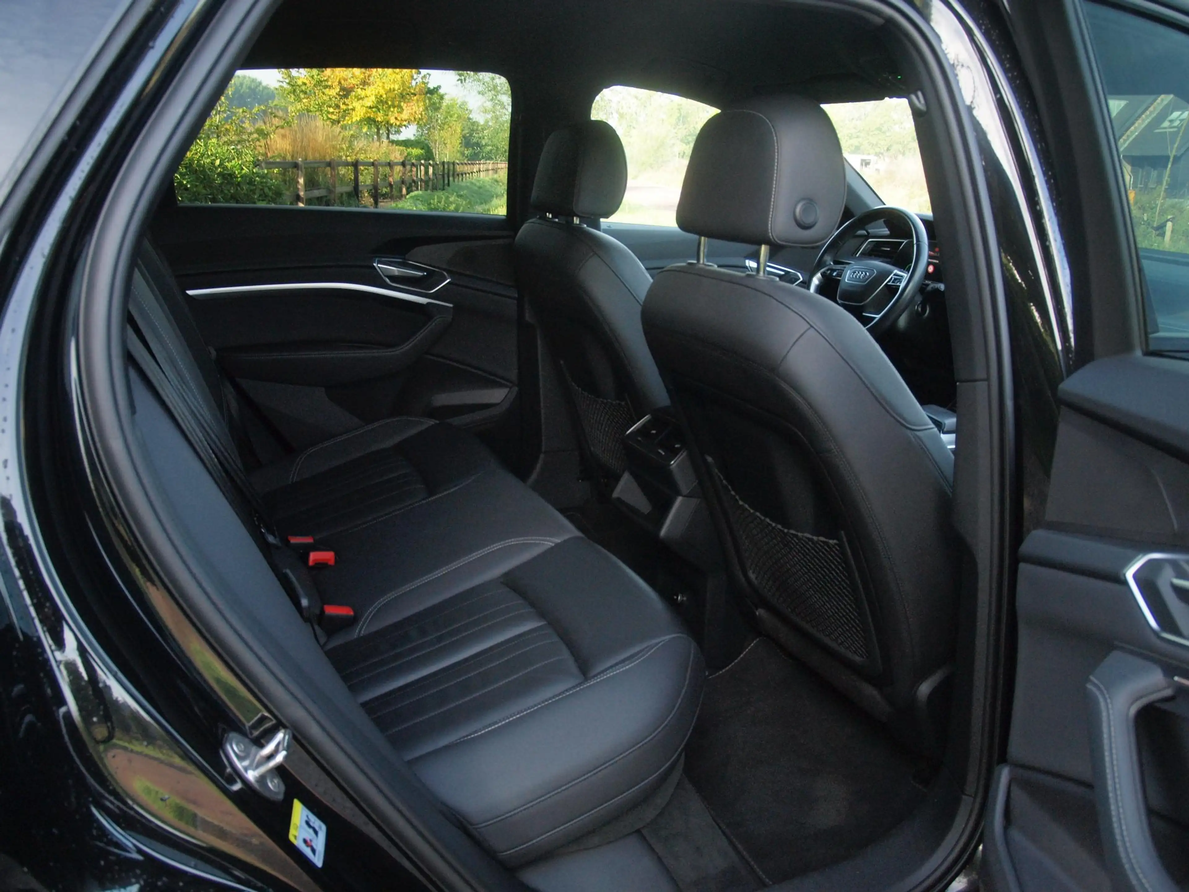 Audi e-tron 55 quattro Advanced edition Plus 95 kWh | SOH 93% — photo 30