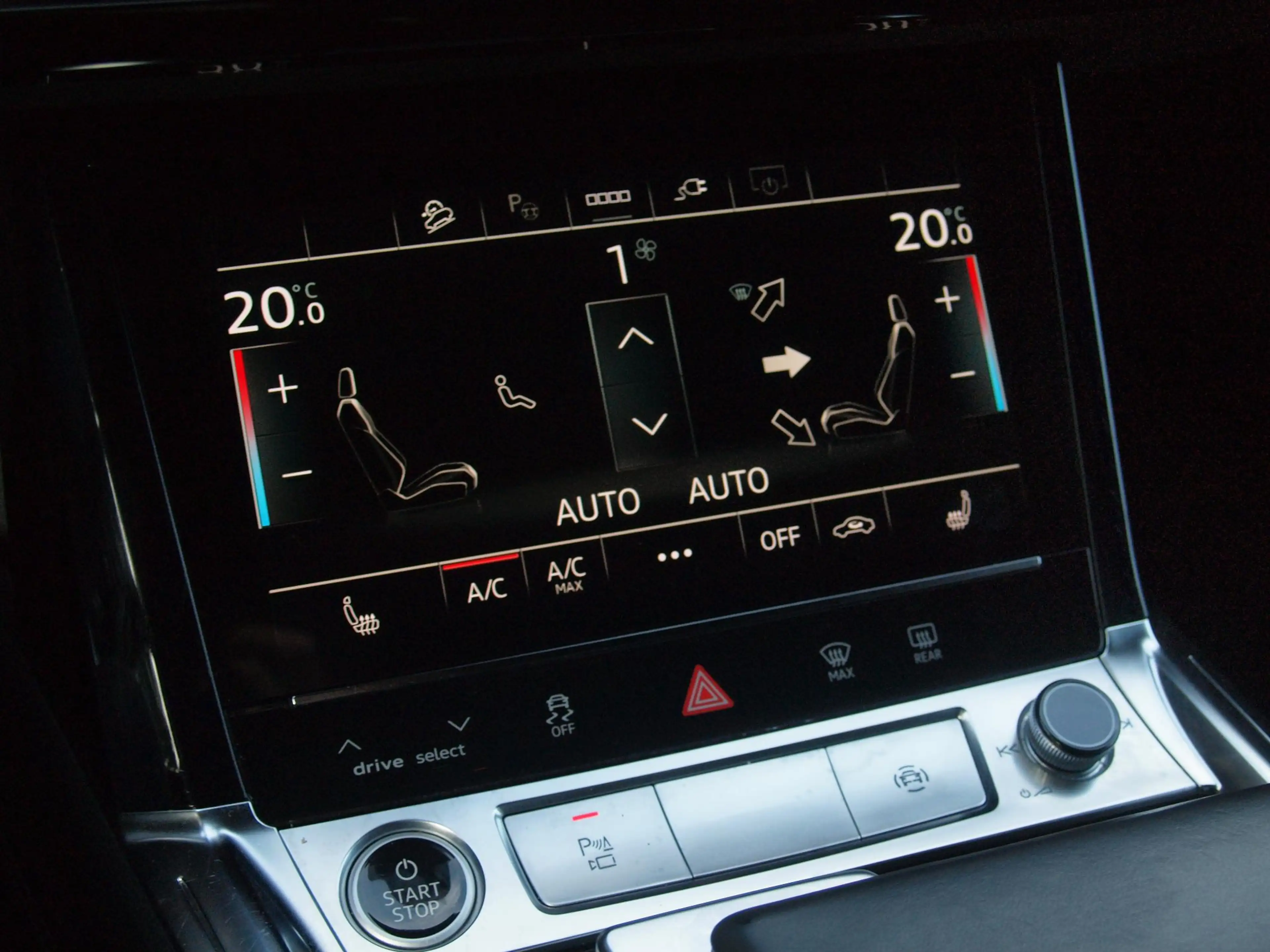 Audi e-tron 55 quattro Advanced edition Plus 95 kWh | SOH 93% — photo 24