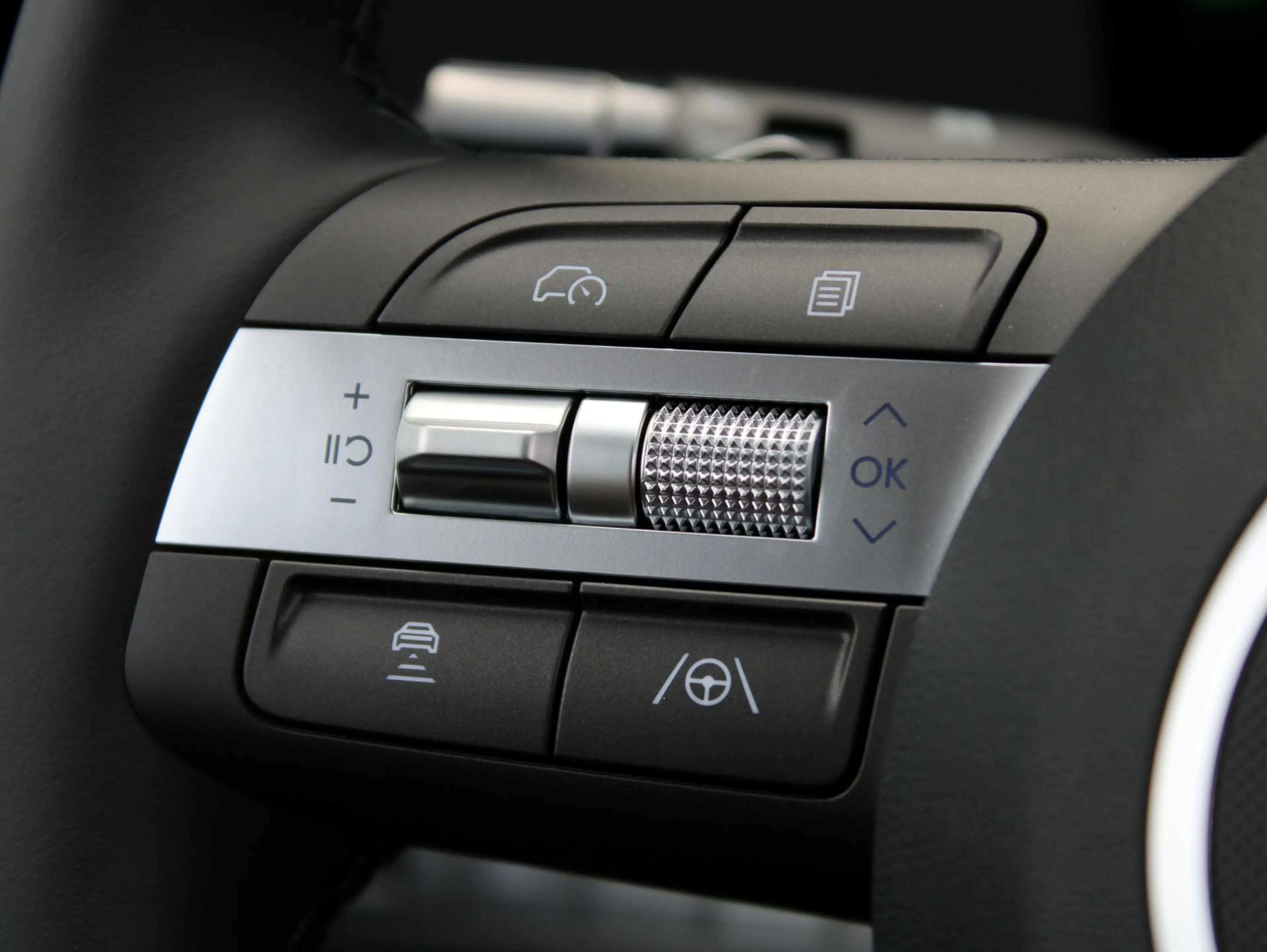 Hyundai KONA 1.6 GDI HEV E-Motion — photo 15