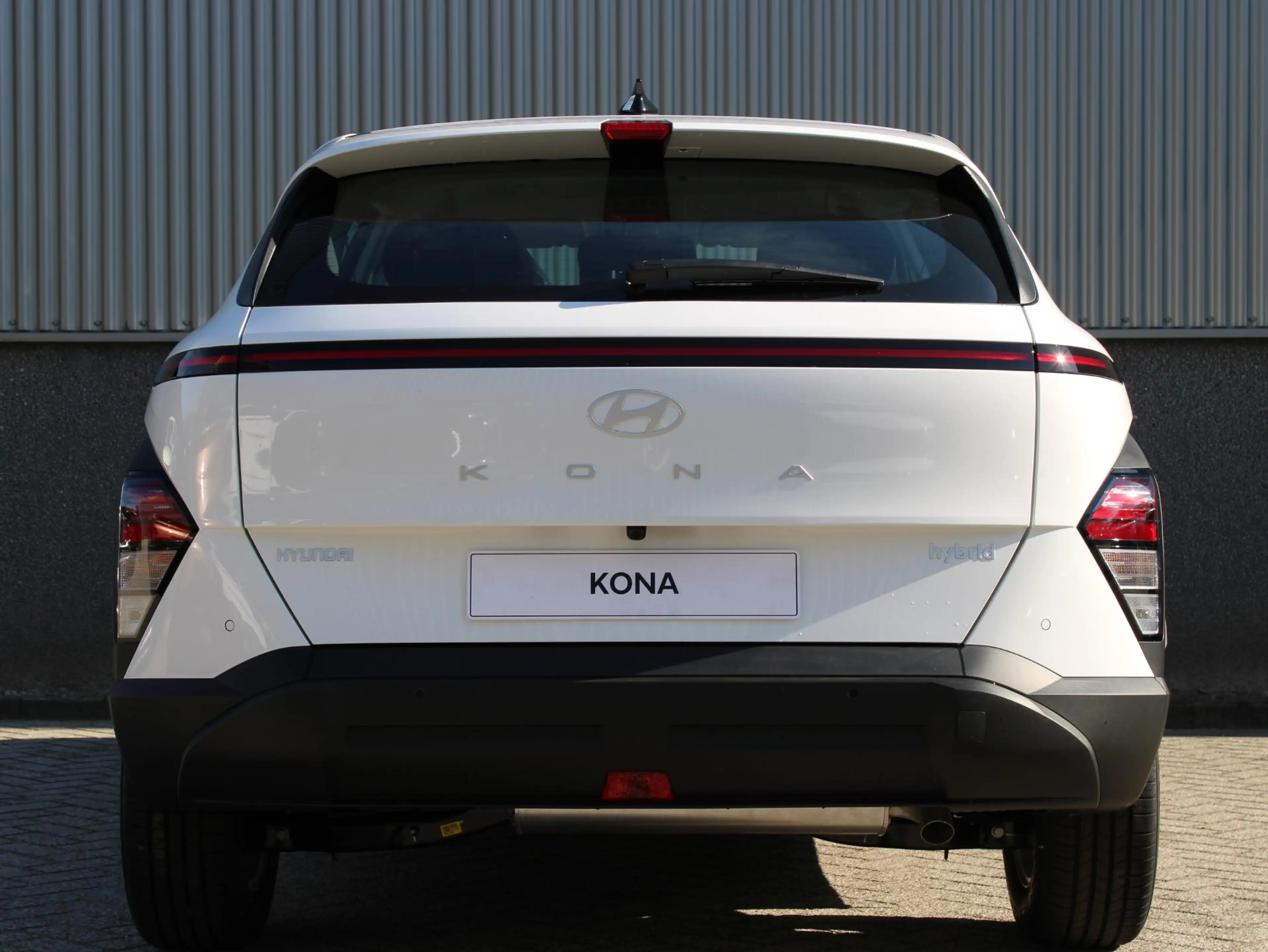 Hyundai KONA 1.6 GDI HEV E-Motion — photo 6