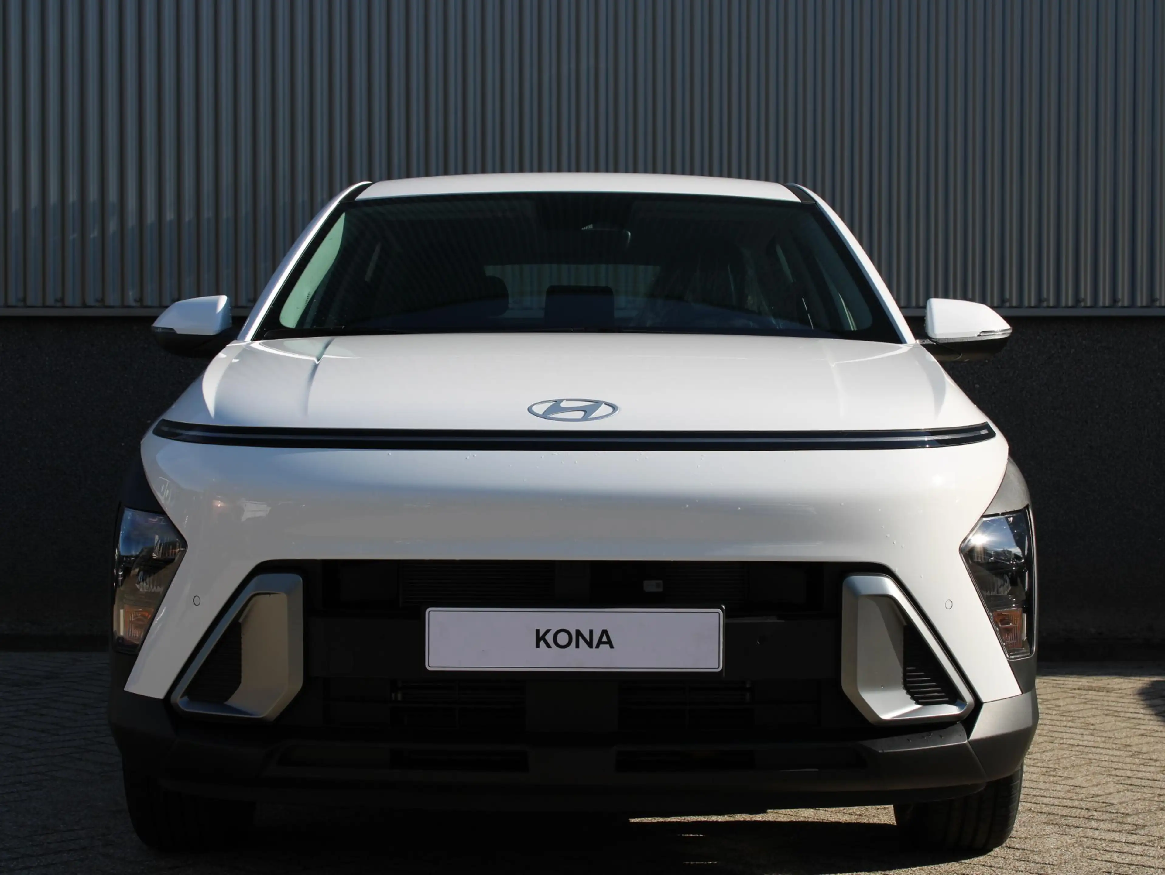 Hyundai KONA 1.6 GDI HEV E-Motion — photo 2