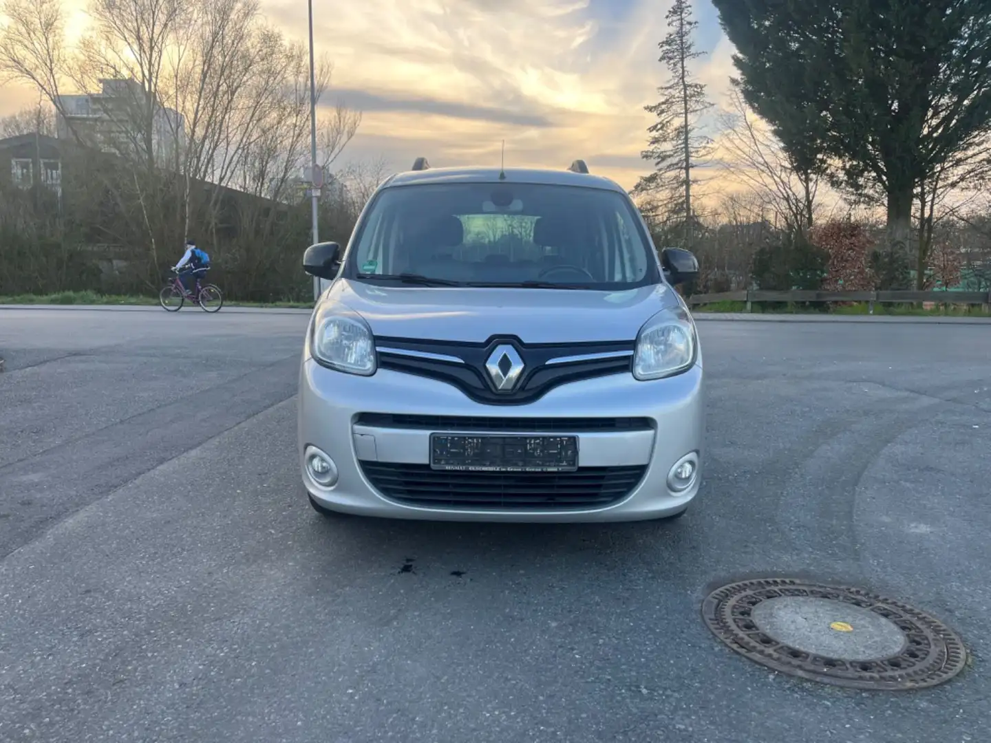 Renault Kangoo Intens/1Hand/Navi/Tempo/Euro6/Scheckheft Grau - 2