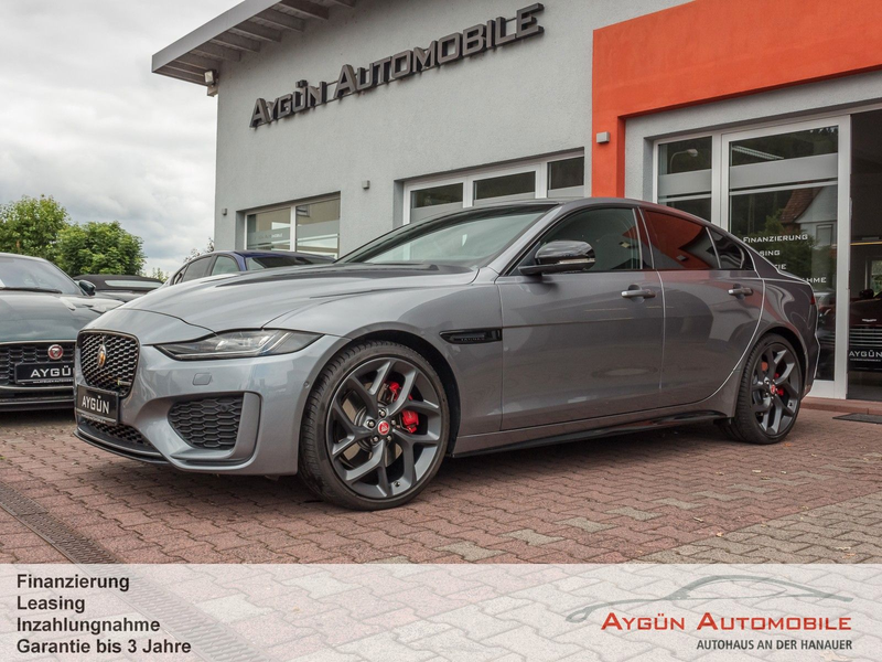 Jaguar XE P300 AWD R-Dynamic Black*Panorama*Winter-Pak*