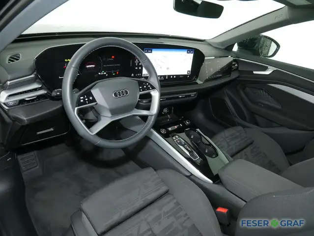 Audi A6 view 9