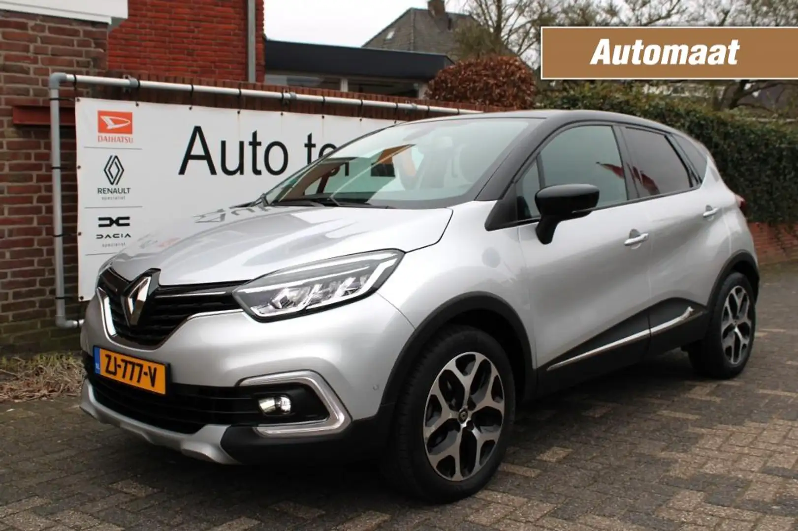 Renault Captur TCe 150 pk Intens Automaat met o.a.camera/panorama Grau - 1