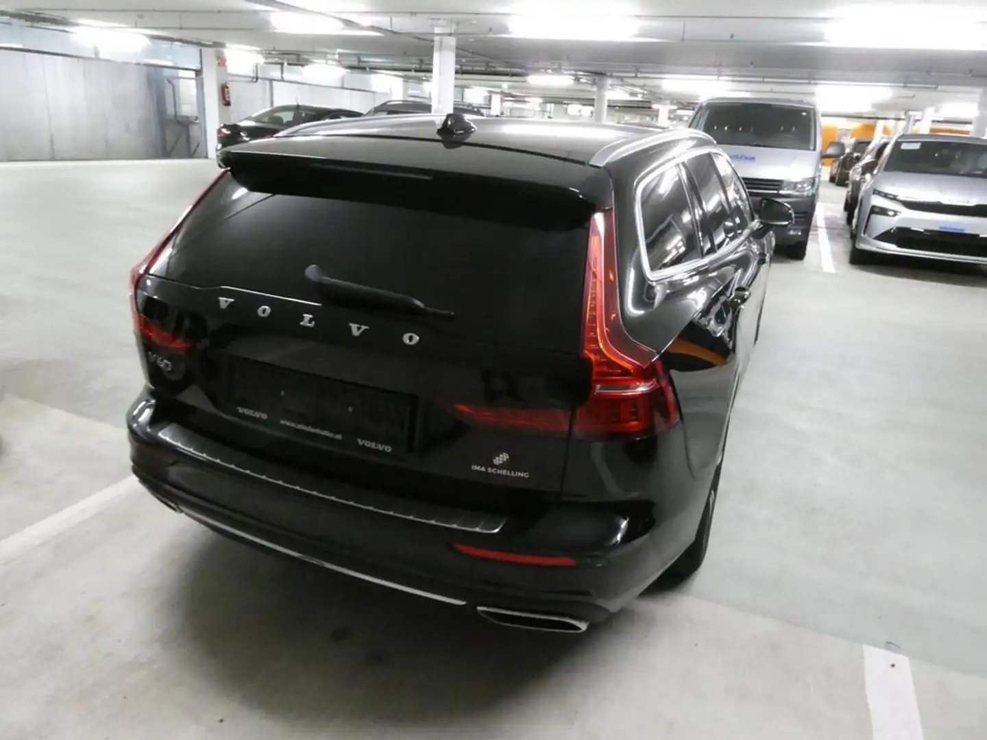 Volvo V60 T6 AWD Recharge PHEV Inscription Expression Gea... Schwarz - 2