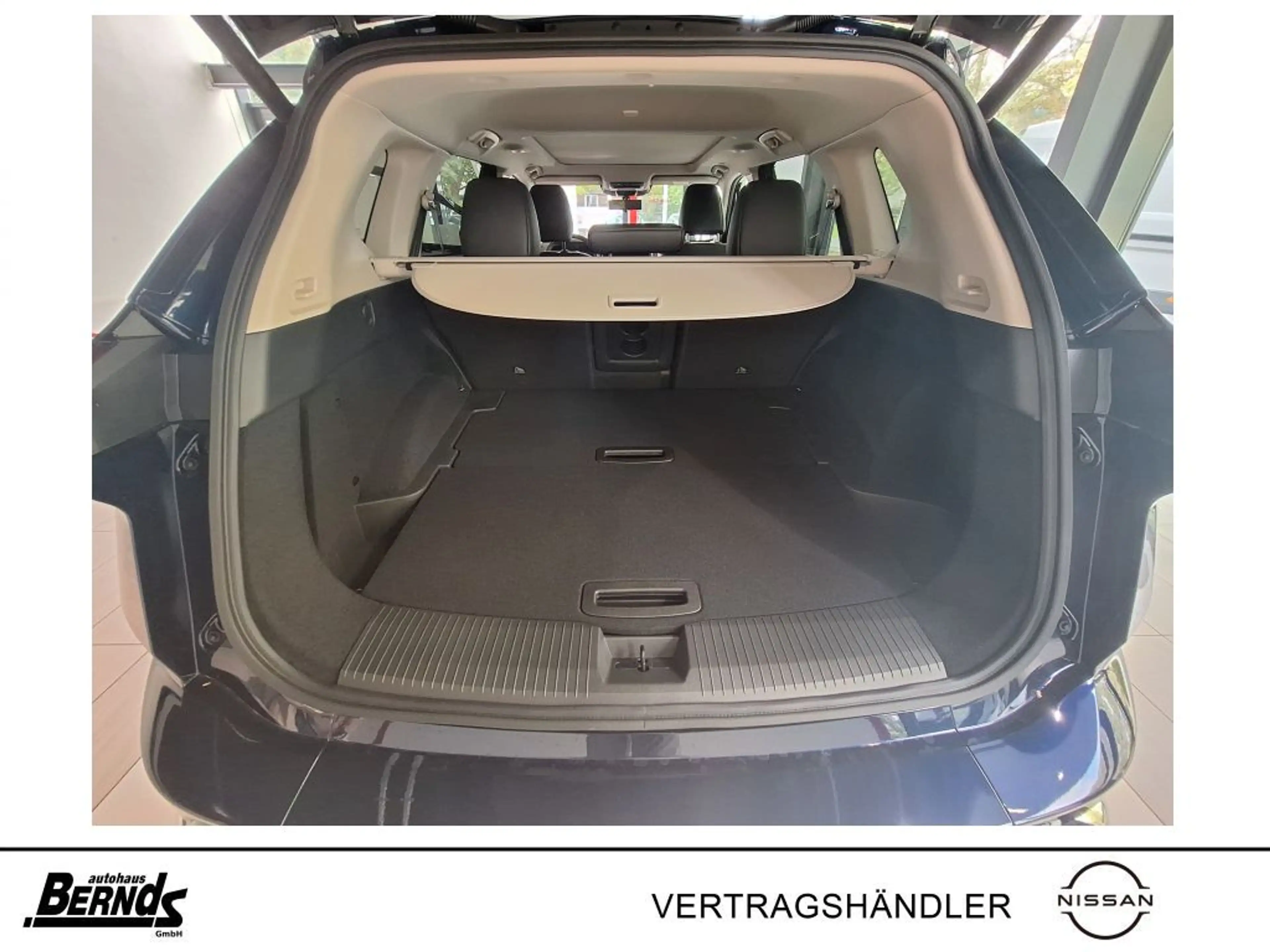 Nissan X-Trail e-POWER e-4ORCE Tekna PREMIUM-PAKET METALLIC — photo 8