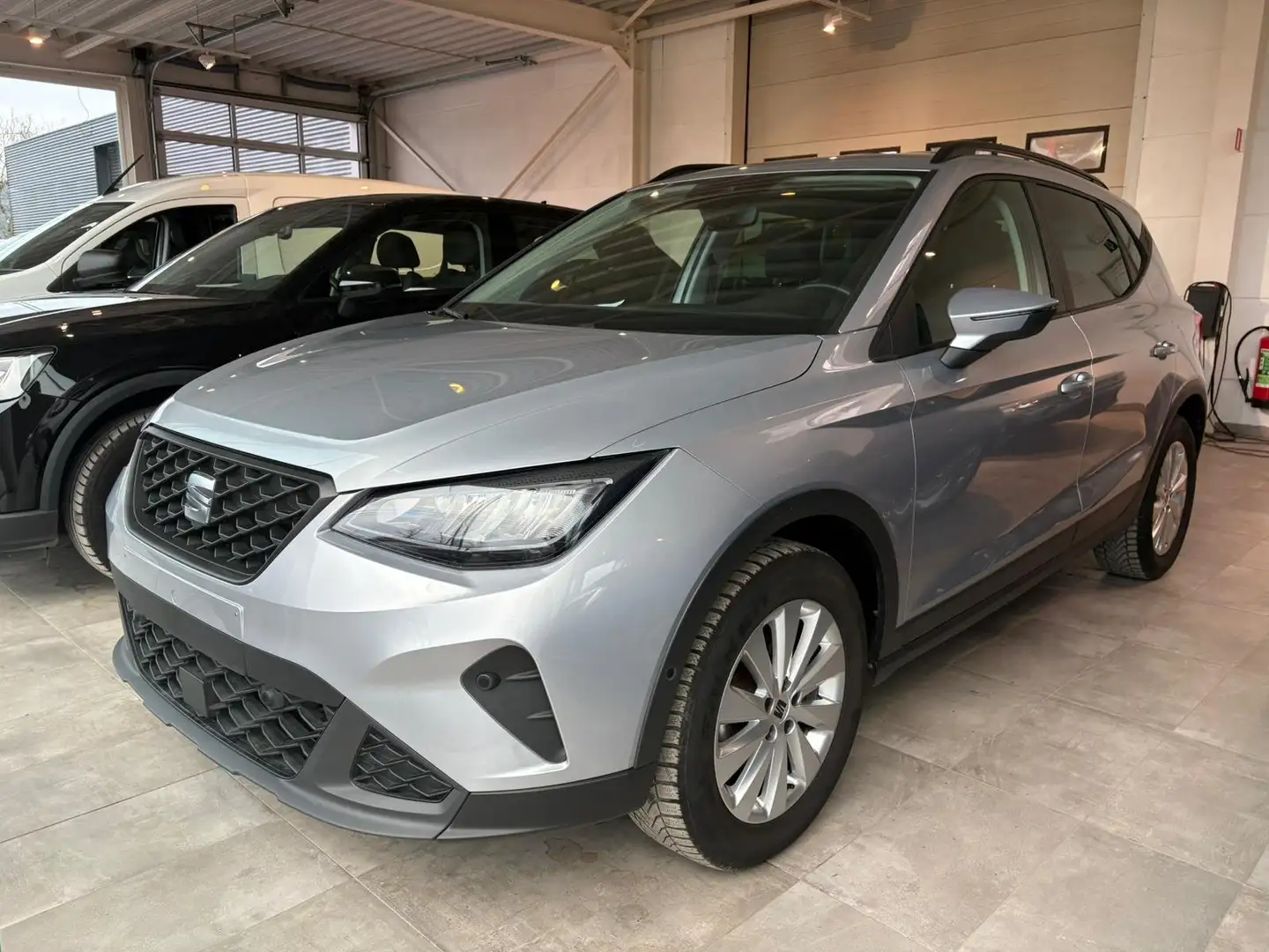 SEAT Arona Arona 1.0 TSI Style Gris - 1