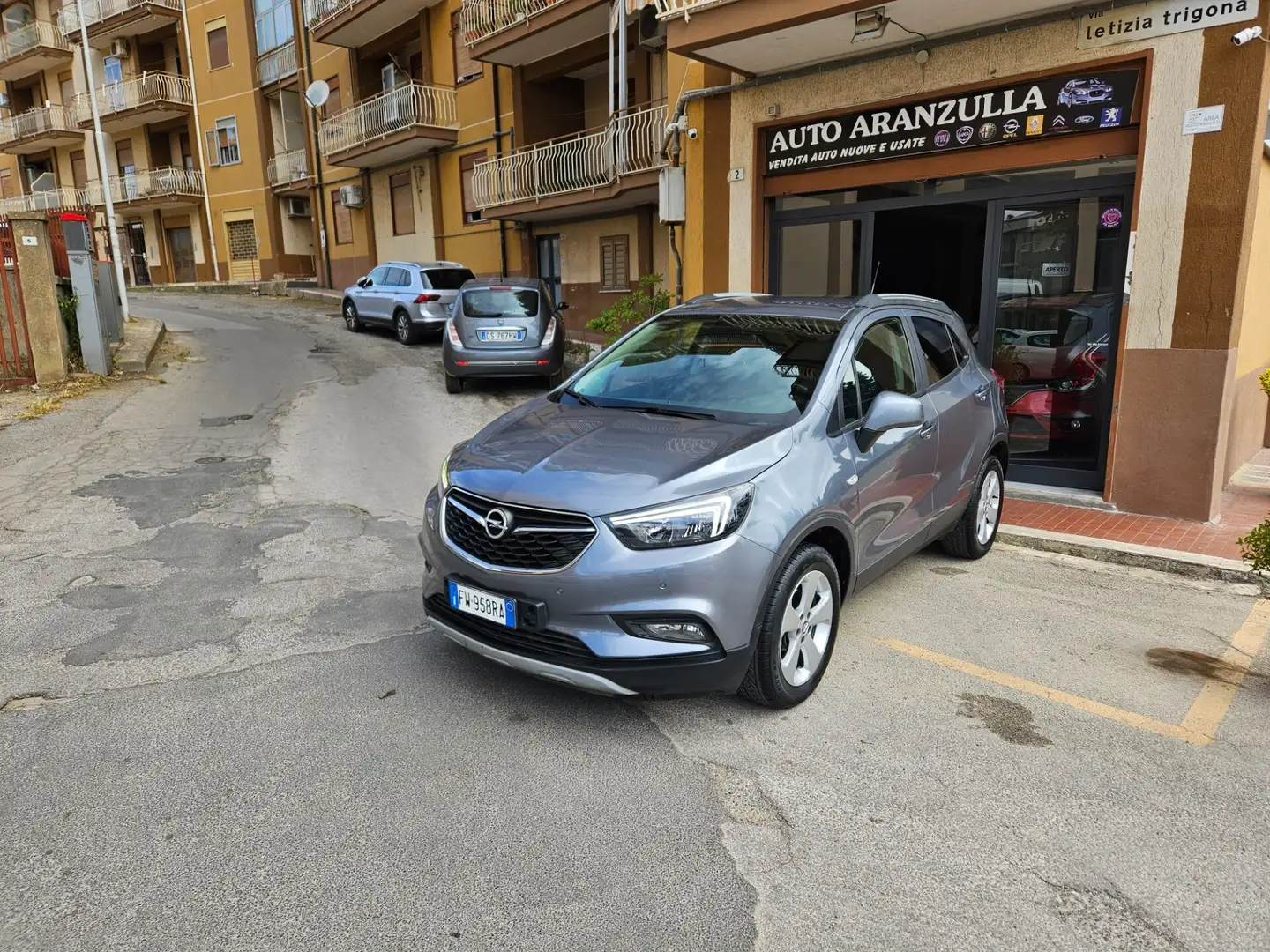 Opel Mokka X 1.6 CDTI Ecotec 4x2 Start&Stop Business Gris - 2