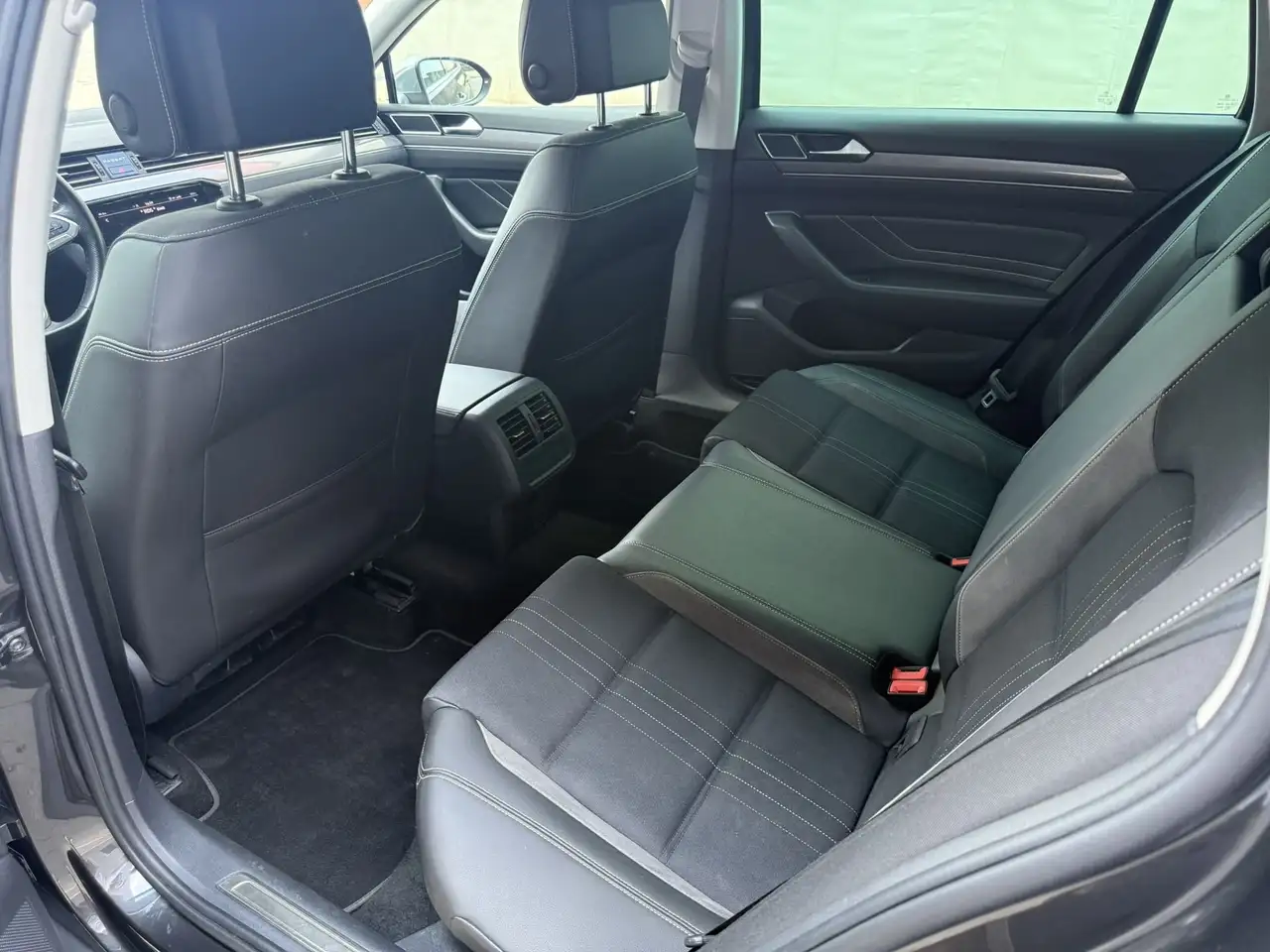 Volkswagen Passat 2.0TDI SCR 147kW DSG 4MOT Alltrack, миниатюра 13