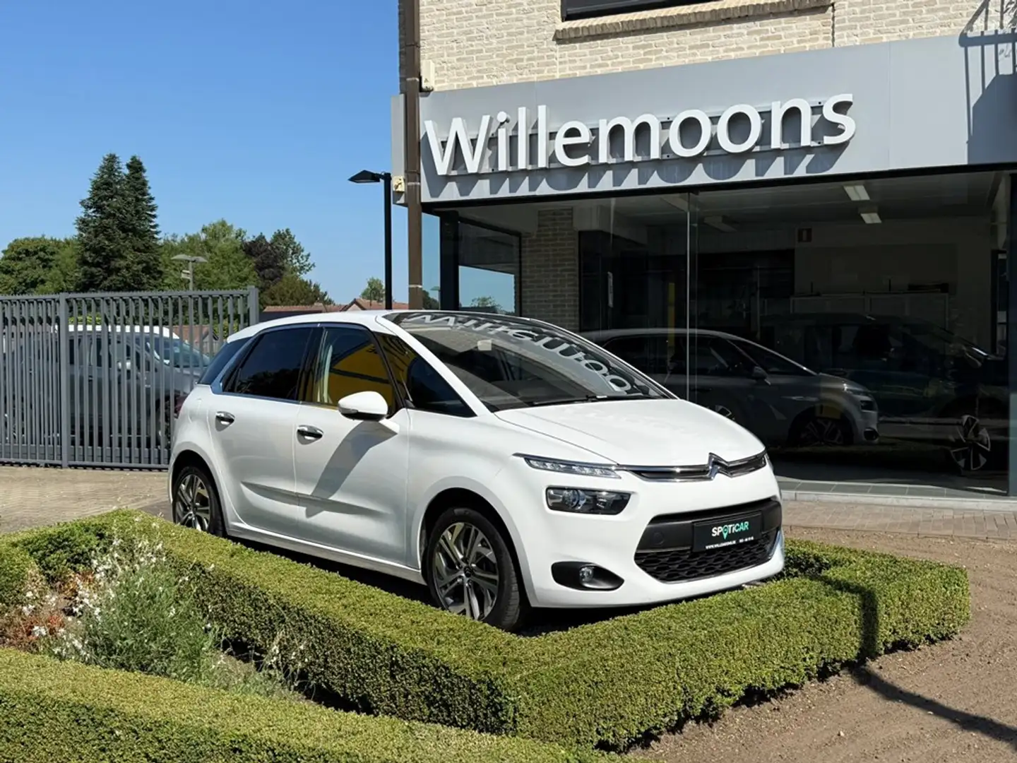Citroen C4 Picasso SHINE 1.6 Turbo 165Pk AT6 *Navi*Auto AC*... Blanc - 1