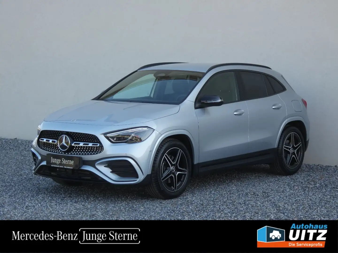 Mercedes-Benz GLA 200 d 4M AMG +AHK+KeyGo+MBeam+RFK+SHZ+ Silber - 1