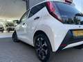 Toyota Aygo 1.0 VVT-i x-fun Airco - Bluetooth - Cruise control Weiß - thumbnail 19