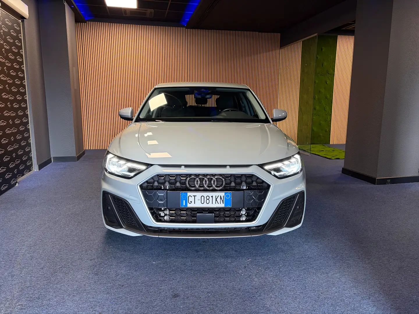 Audi A1 A1 Sportback 30 1.0 S Line Edition 116cv s-tronic Grigio - 1