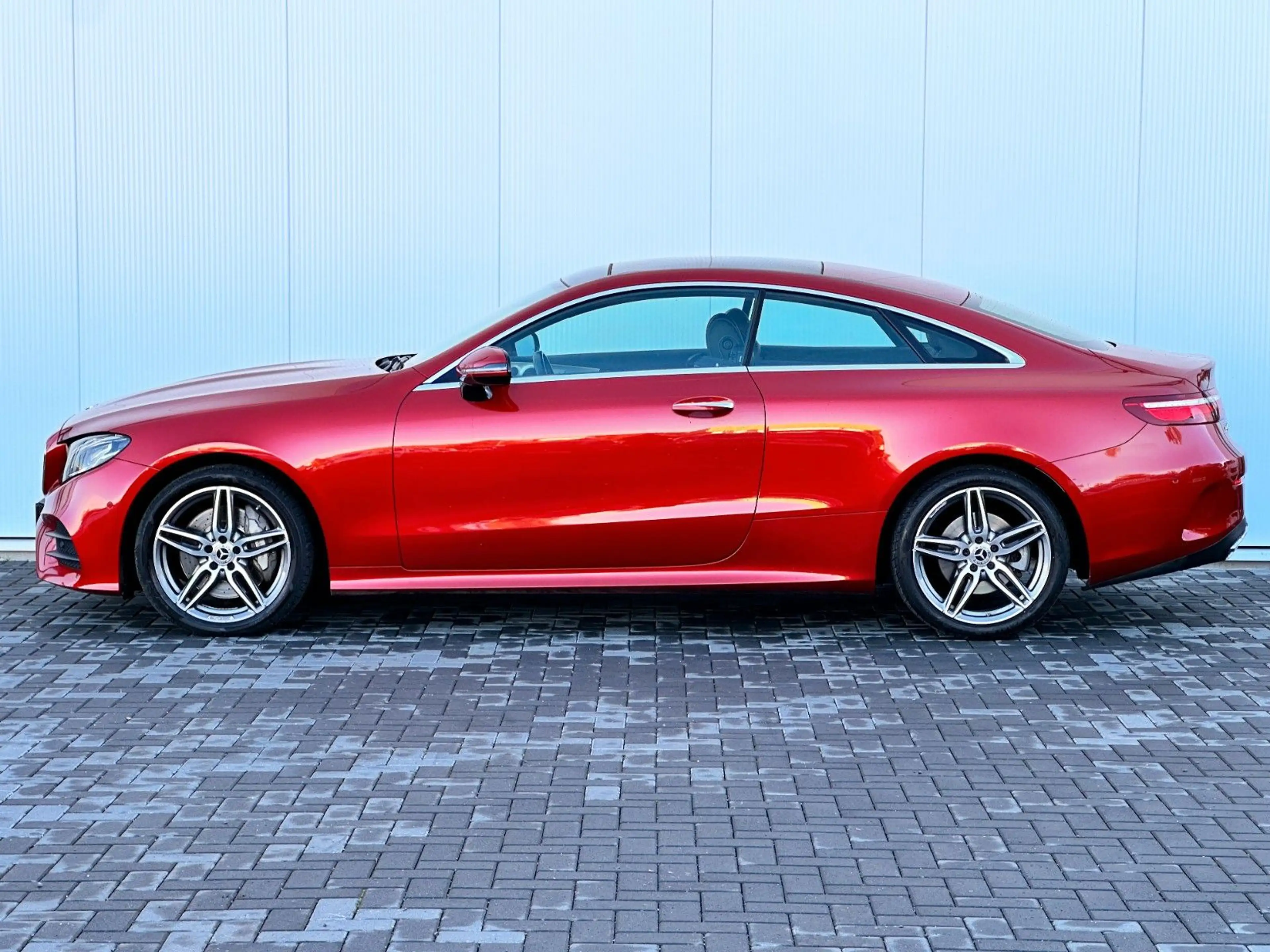 Mercedes-Benz E 400 d Coupe 4Matic AMG-LINE*DISTR*PANO*KEYLESS — photo 8