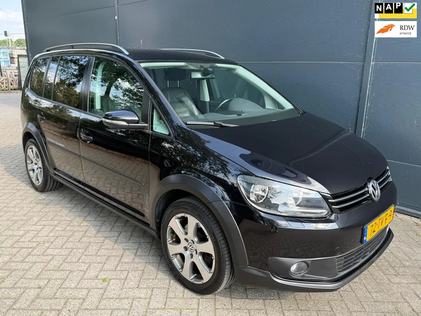 Volkswagen Cross Touran 1.4 TSI Cross/DSGAutomaat/Leer/Airco/cruise/stoelv Noir - 1