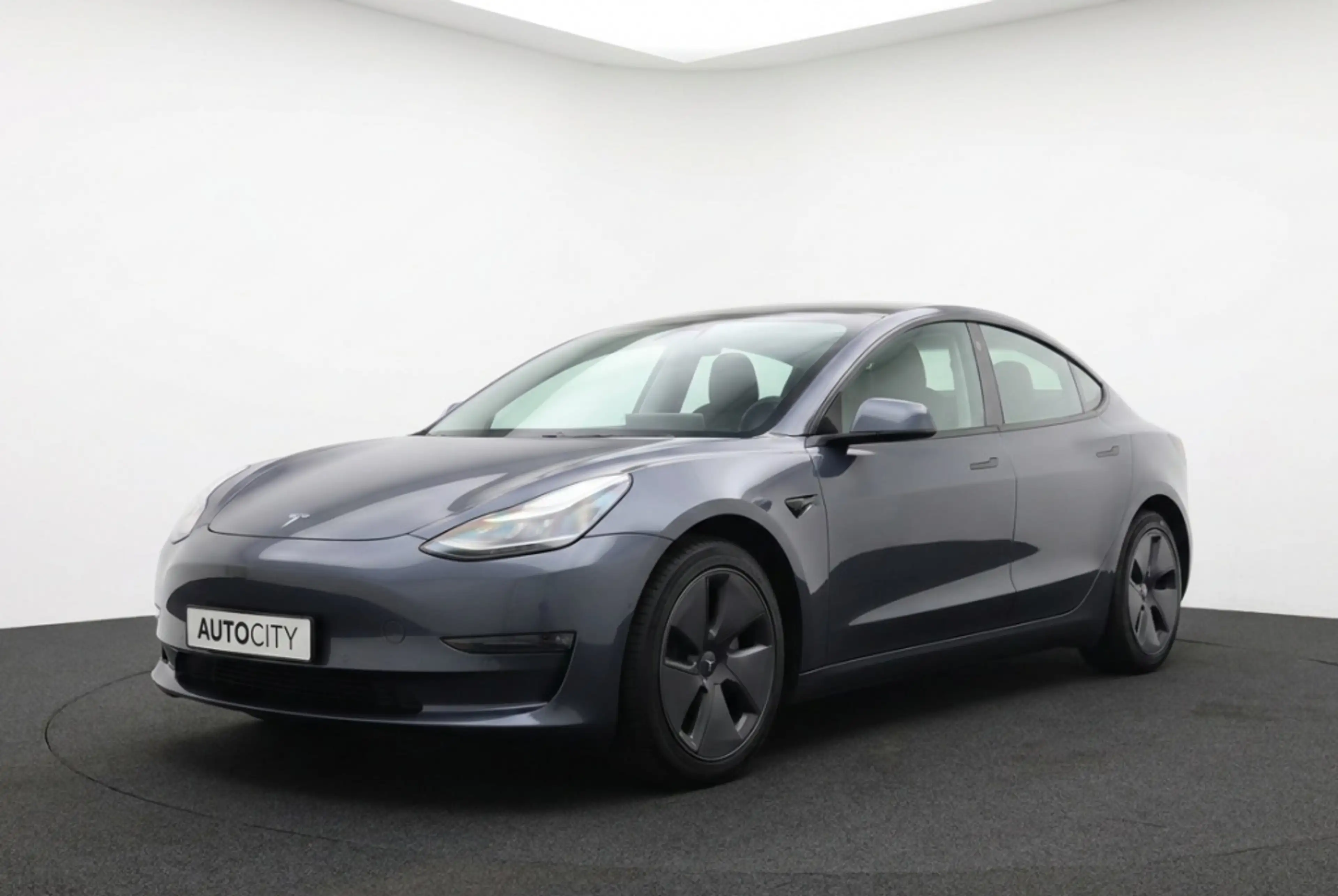Tesla Model 3 Standard Range Plus RWD 60 kWh 92% SOH AMD Ryzen l