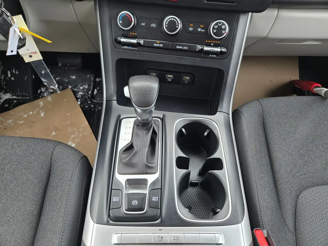 Kia Carnival снимка Kia Carnival