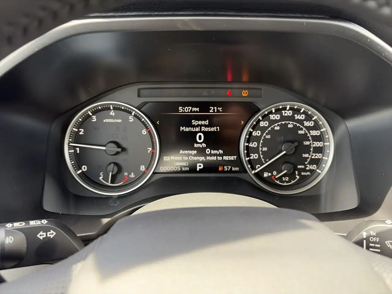 Mitsubishi Outlander снимка Mitsubishi Outlander