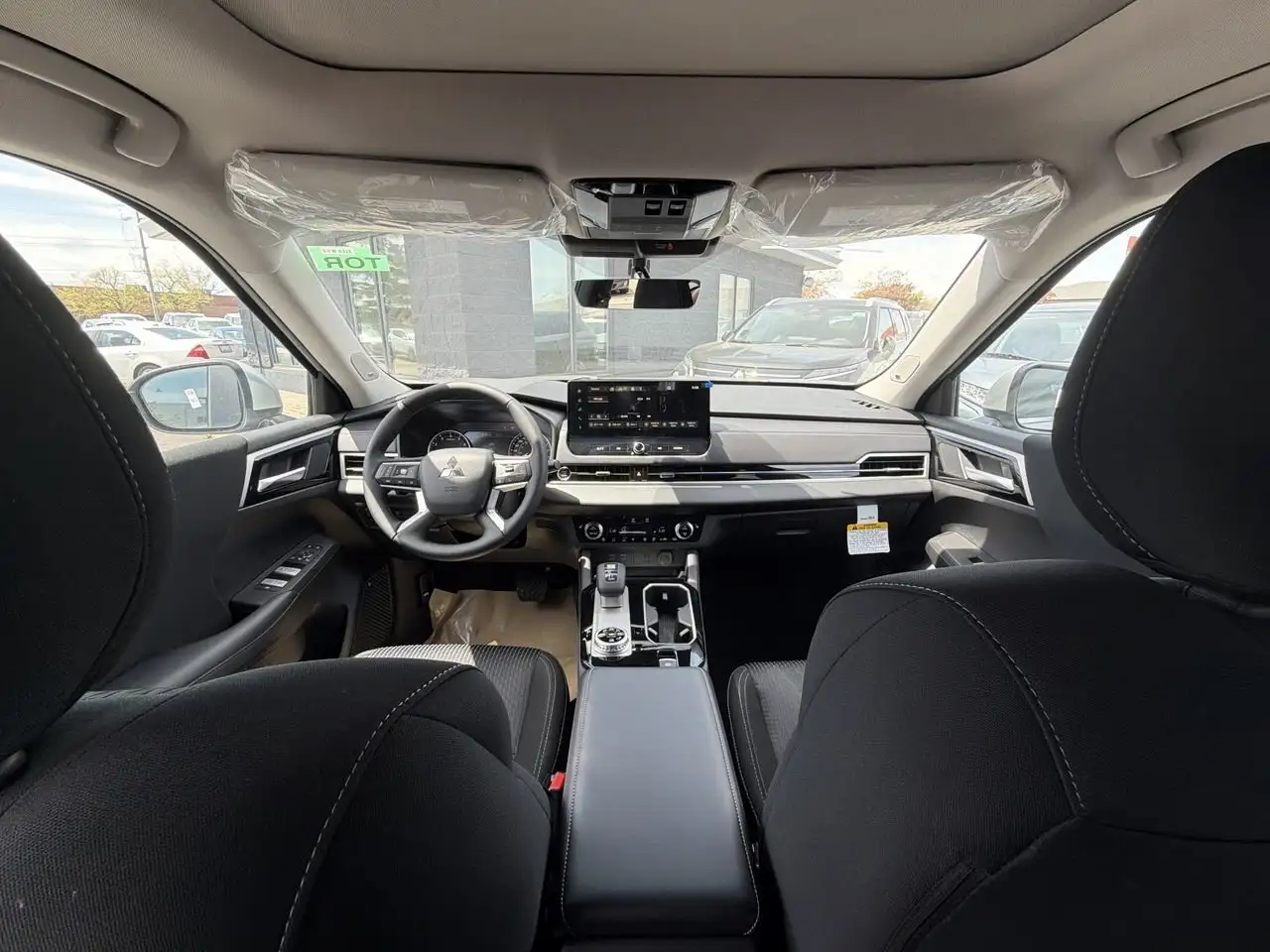 Mitsubishi Outlander снимка Mitsubishi Outlander