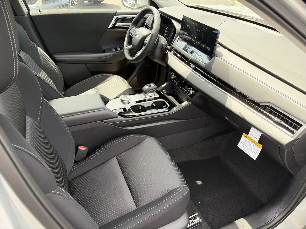 Mitsubishi Outlander снимка Mitsubishi Outlander