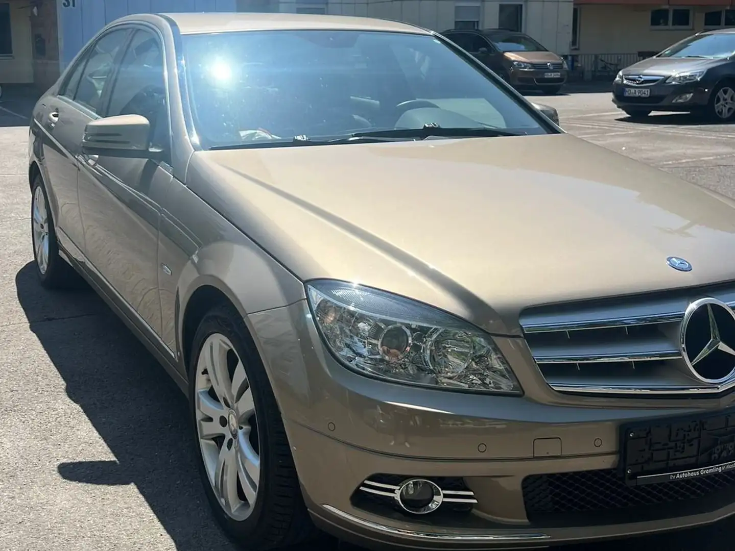 Mercedes-Benz C 220 C 220 CDI DPF Automatik BlueEFFICIENCY Avantgarde Beige - 1