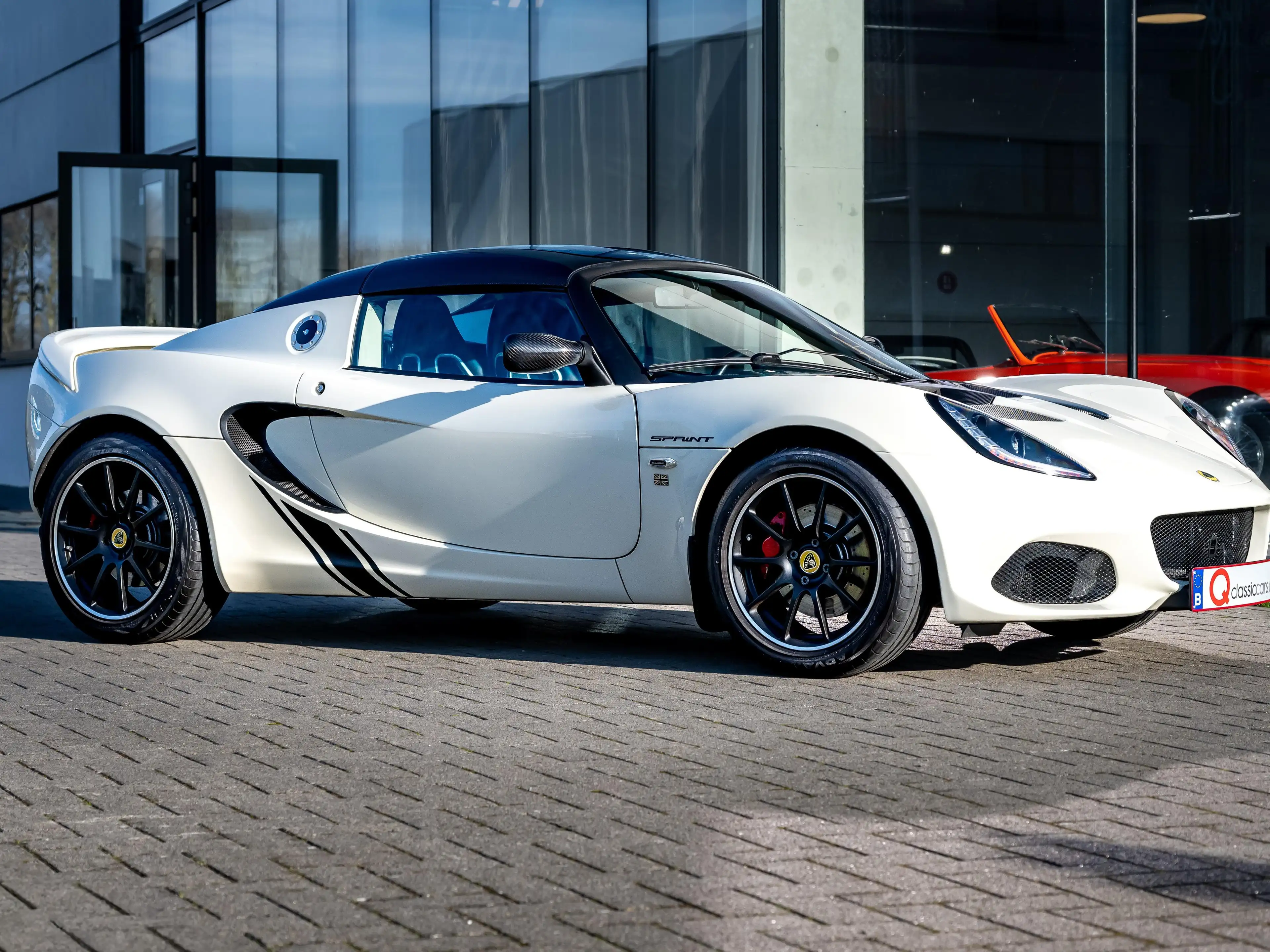Lotus Elise Sprint 220 with carbon Hardtop and softtop — photo 2