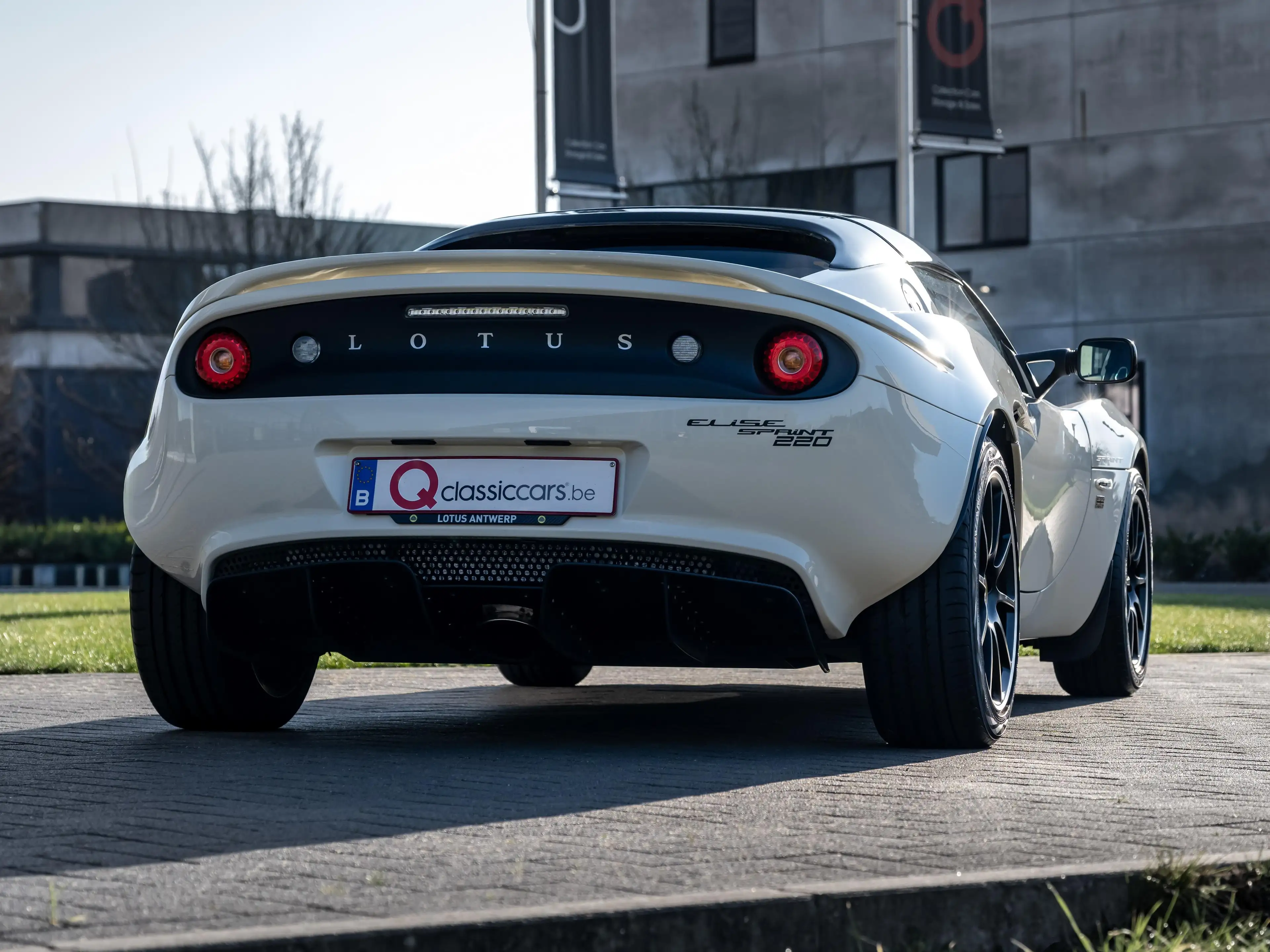 Lotus Elise Sprint 220 with carbon Hardtop and softtop — photo 6