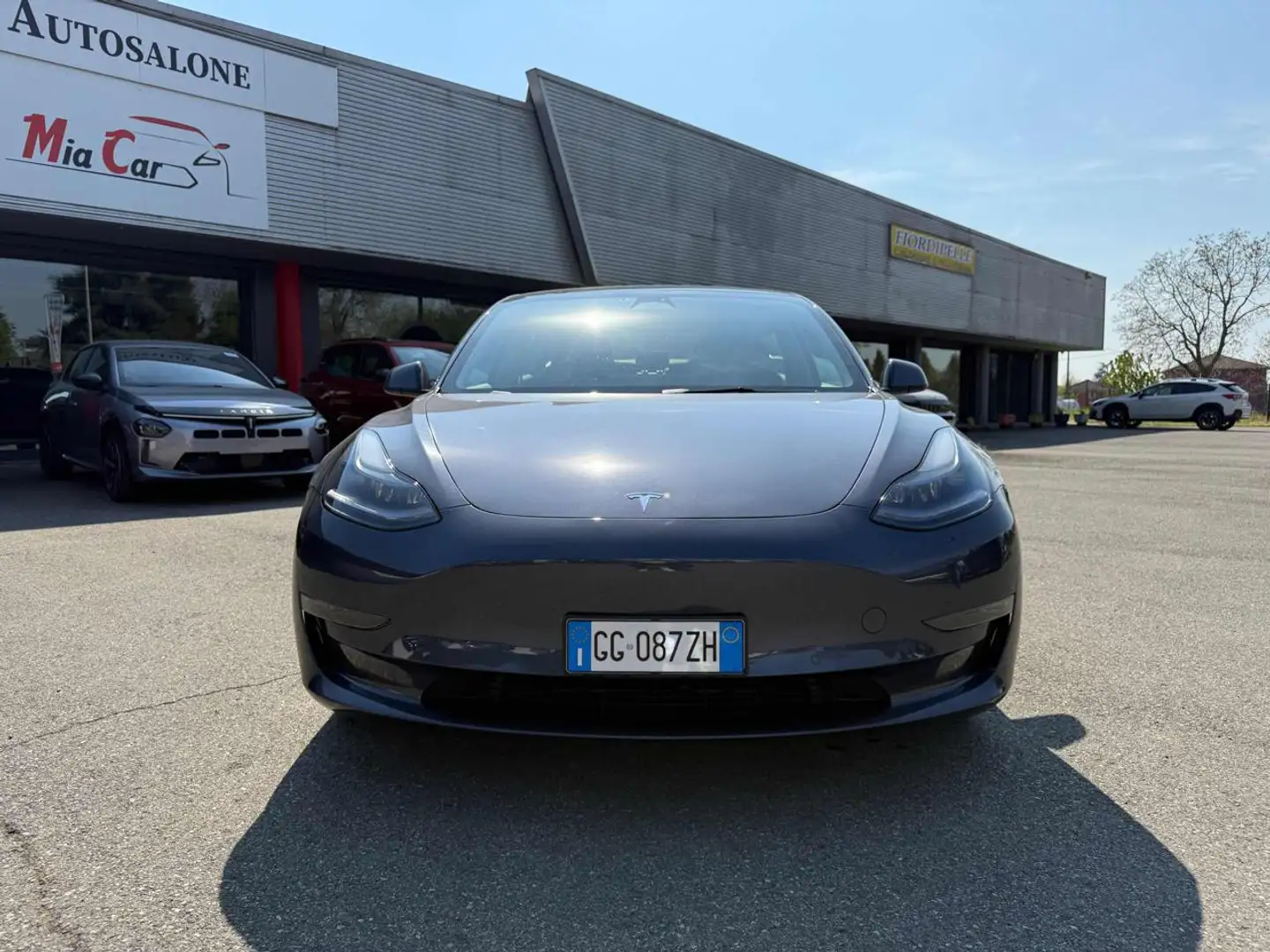 Tesla Model 3 Long Range 75 kwh Dual Motor AWD Sedan Grigio - 2