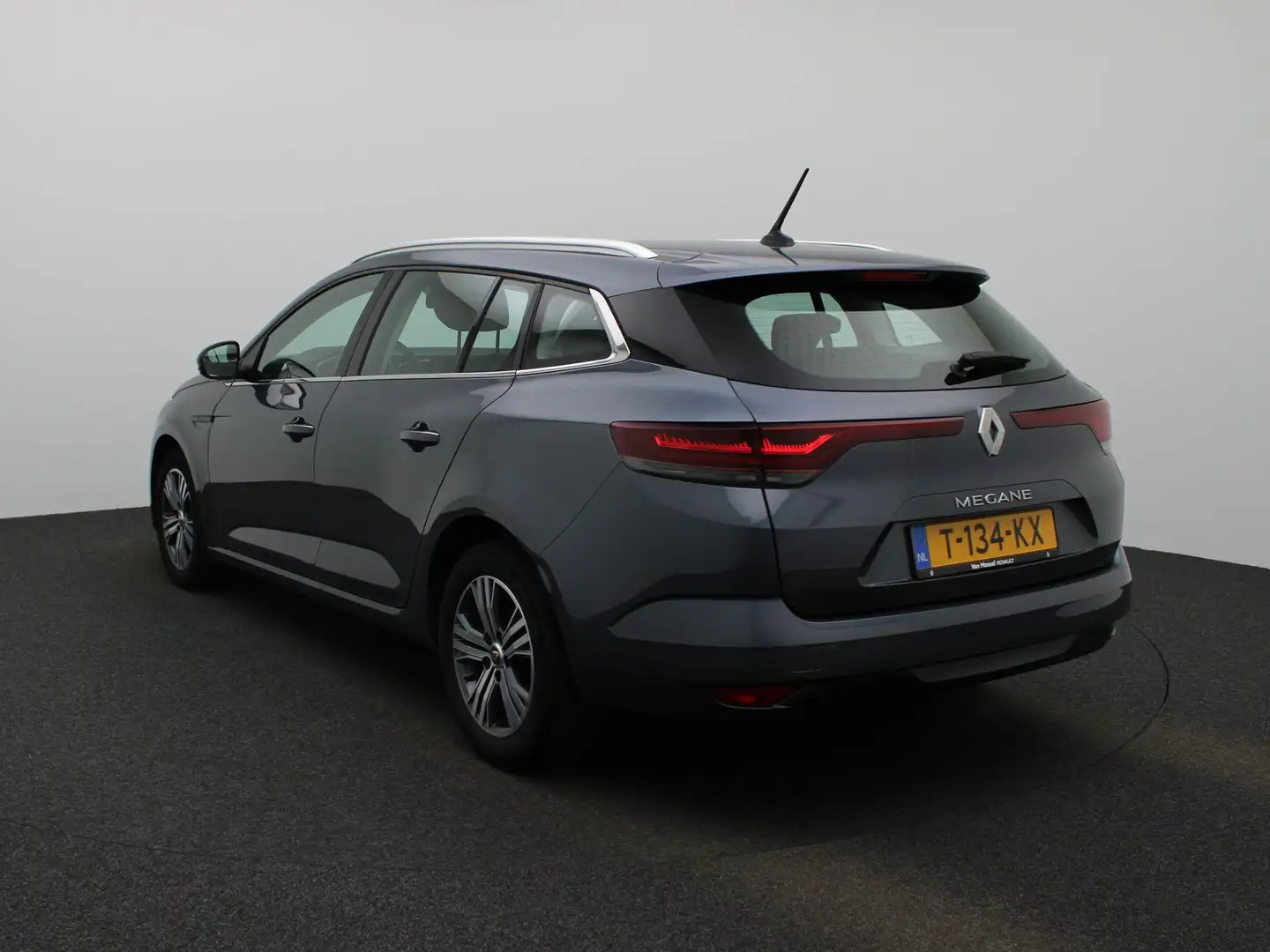 Renault Megane Estate 1.3 TCe 140 Equilibre Grijs - 2